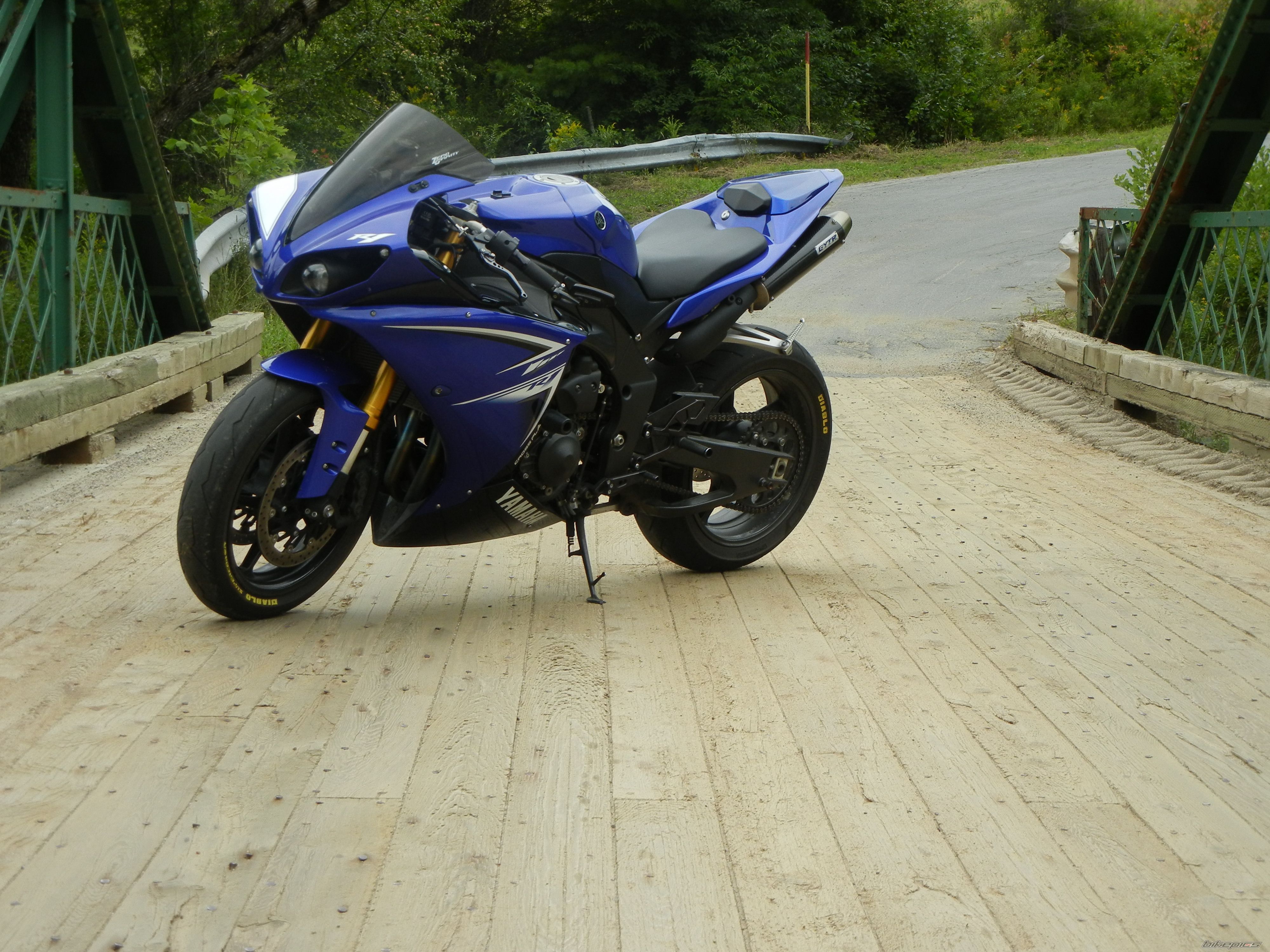 2009 YAMAHA YZF R1 | Picture 2691532 motorcycle photo