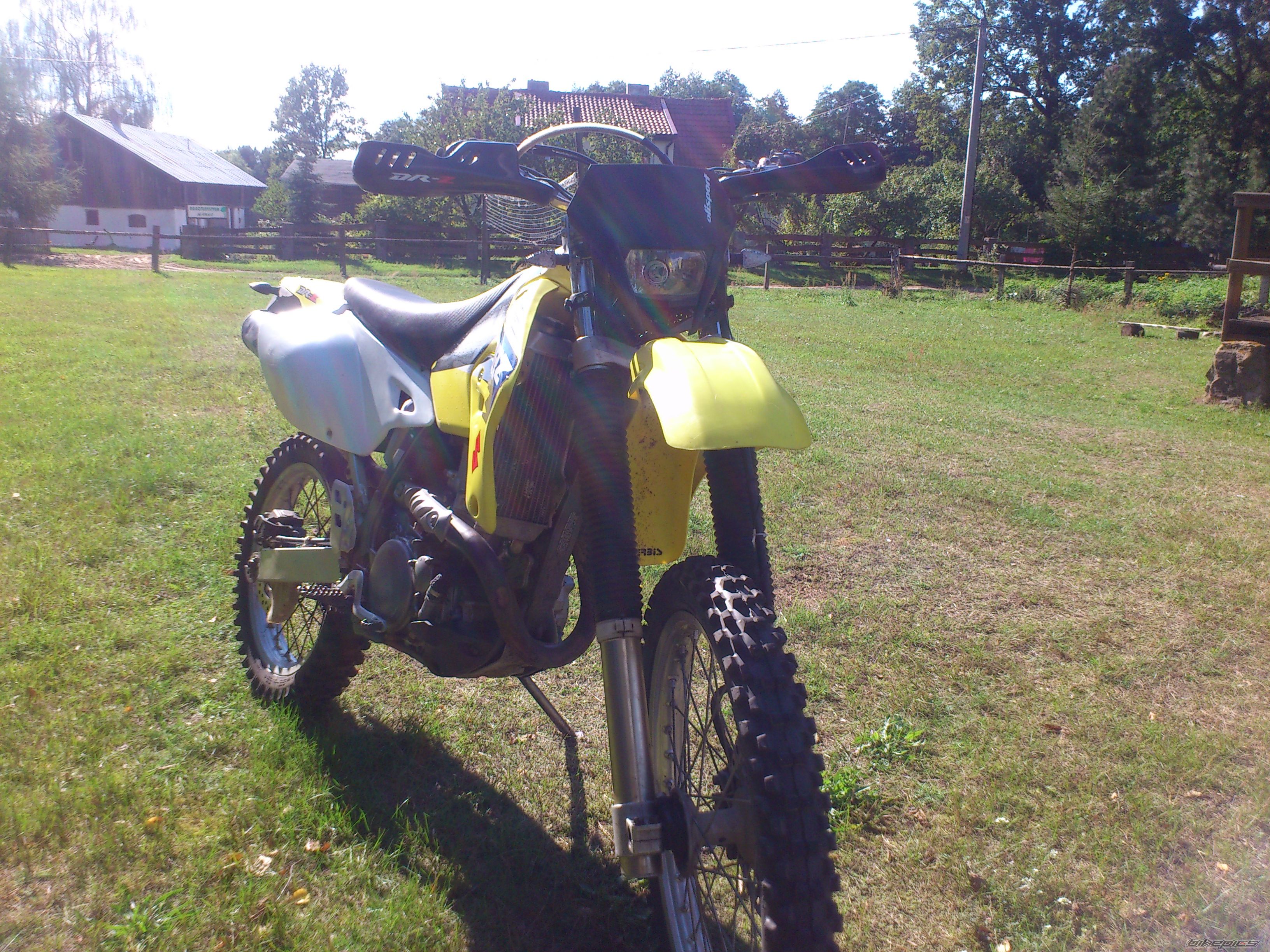 2003 SUZUKI DRZ400E | Picture 2692943 motorcycle photo