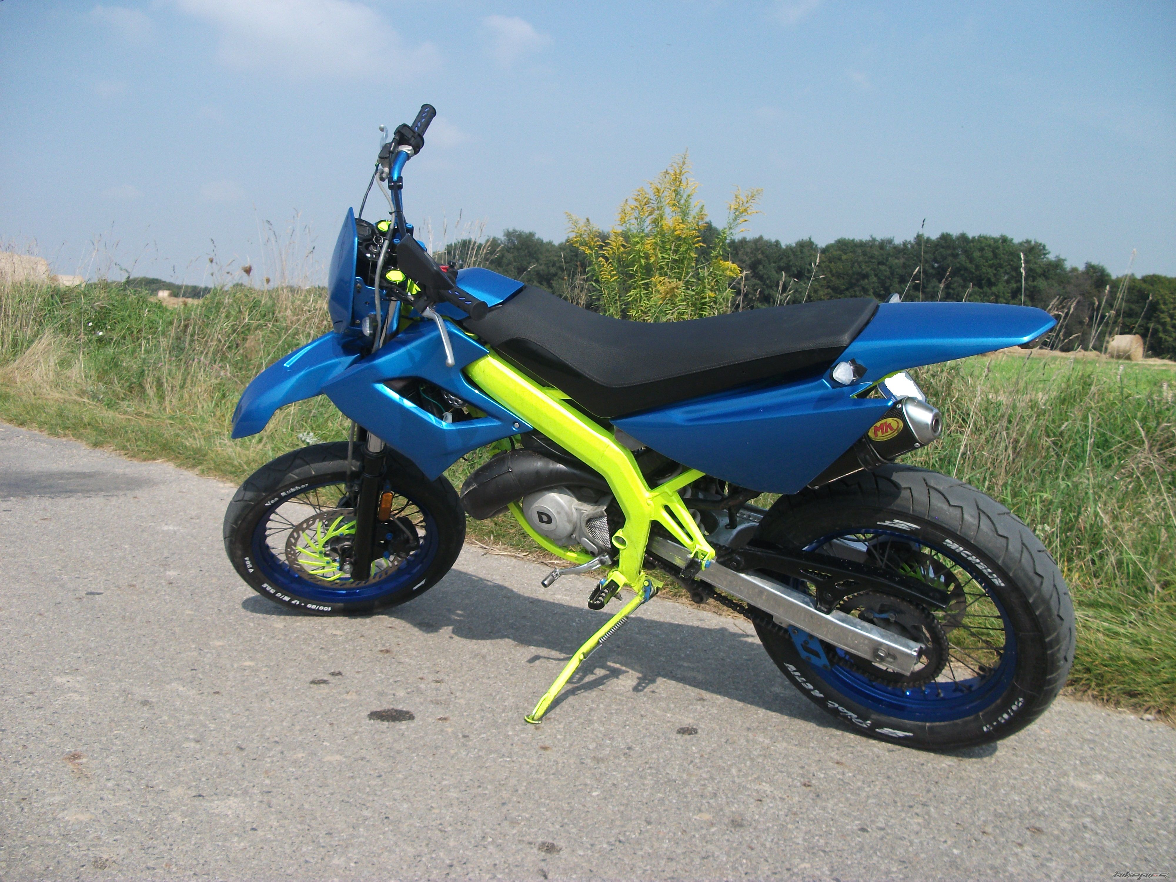 2004 DERBI SENDA DRD SM 50 | Picture 2694706 motorcycle photo