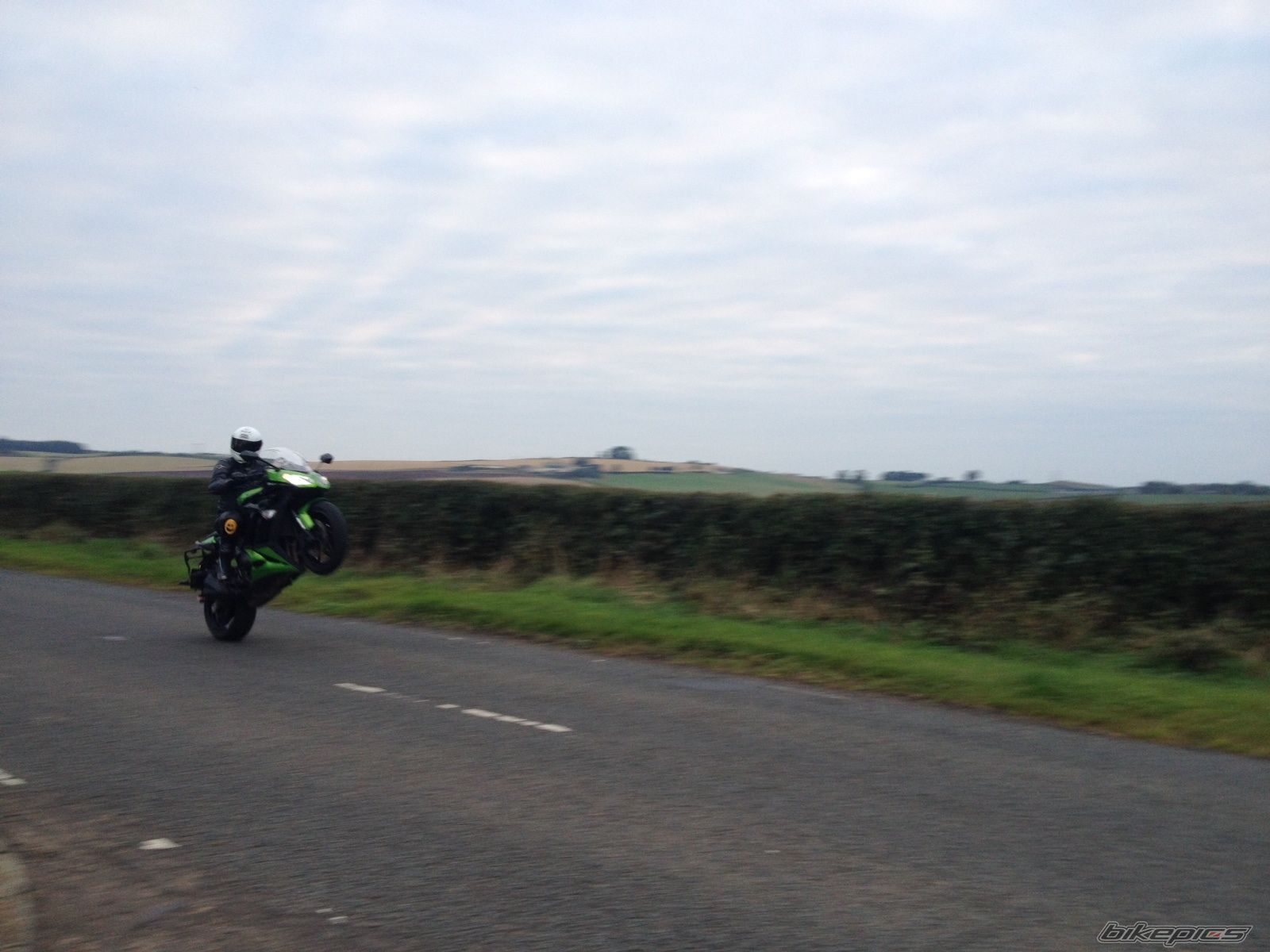 2013 KAWASAKI Z1000SX | Picture 2696339 motorcycle photo
