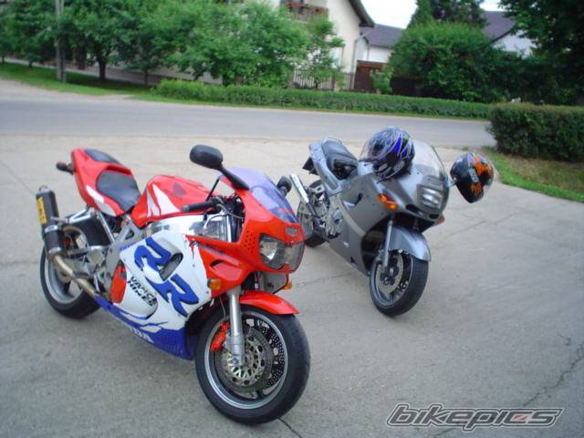 1998 KAWASAKI ZZR 400 | Picture 269707 motorcycle photo