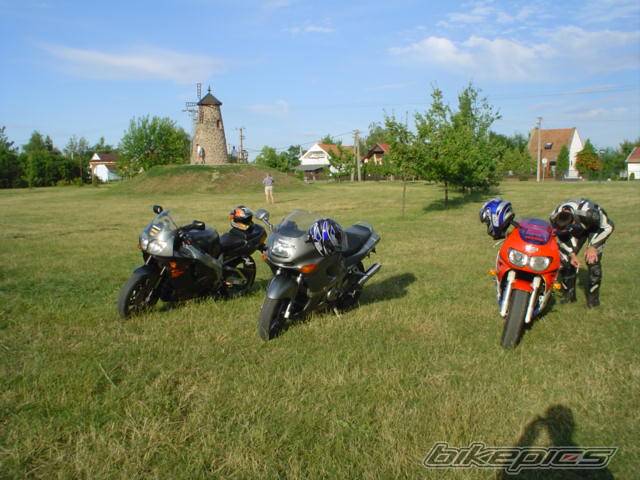 1993 YAMAHA YZF 750 | Picture 269716 motorcycle photo