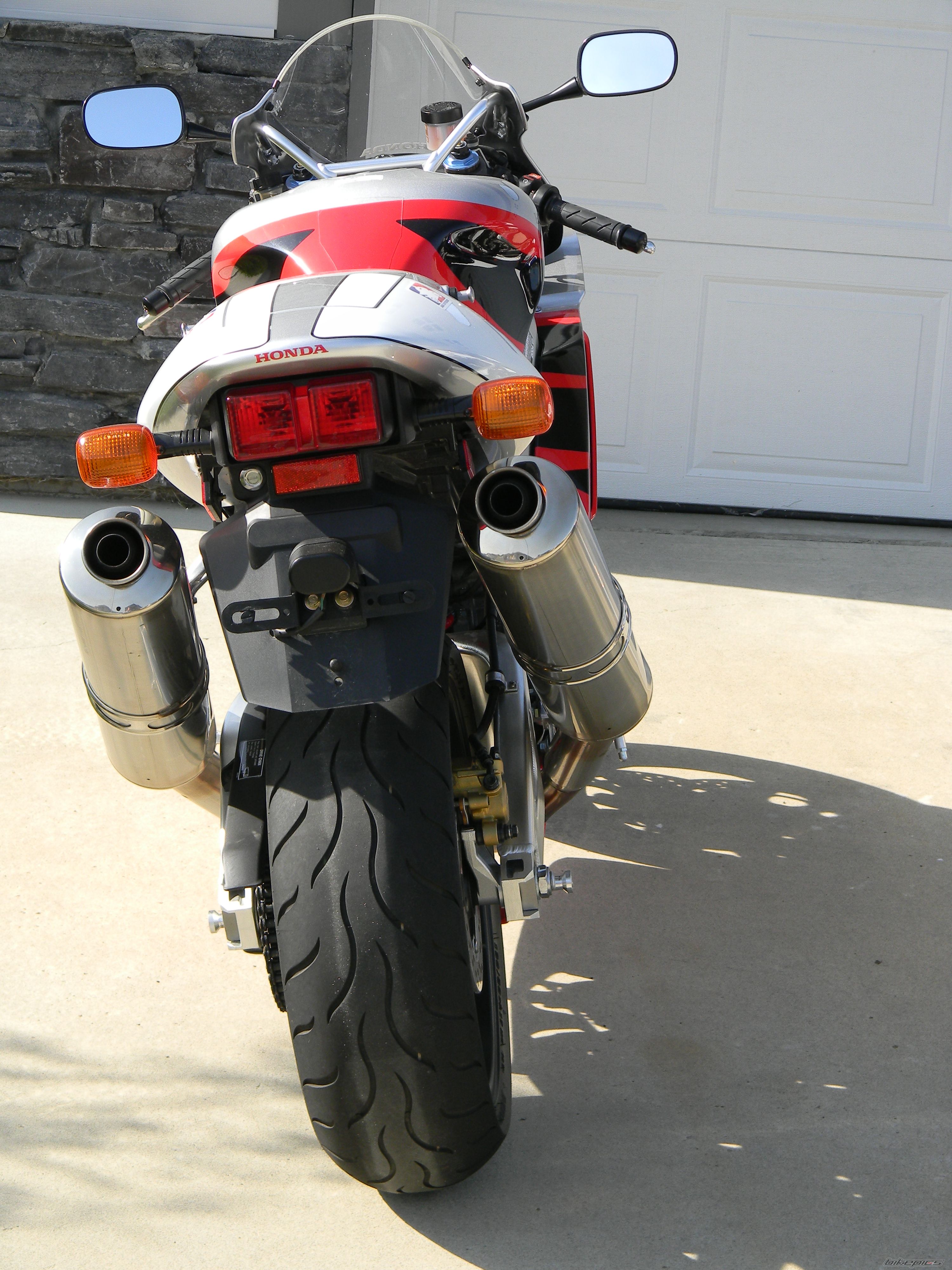 2004 HONDA RC51 | Picture 2697212 motorcycle photo
