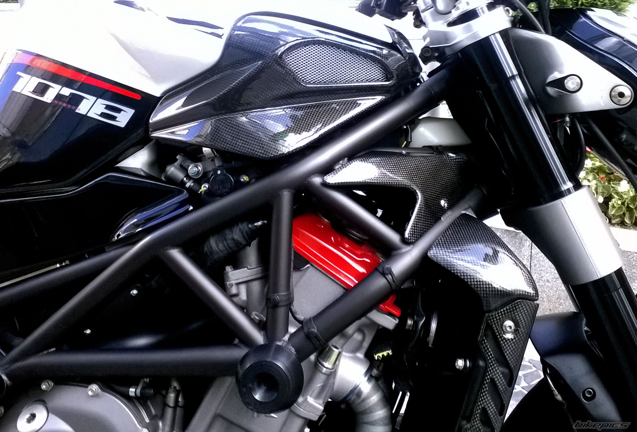 2009 MV AGUSTA BRUTALE 1078RR | Picture 2697536 motorcycle photo