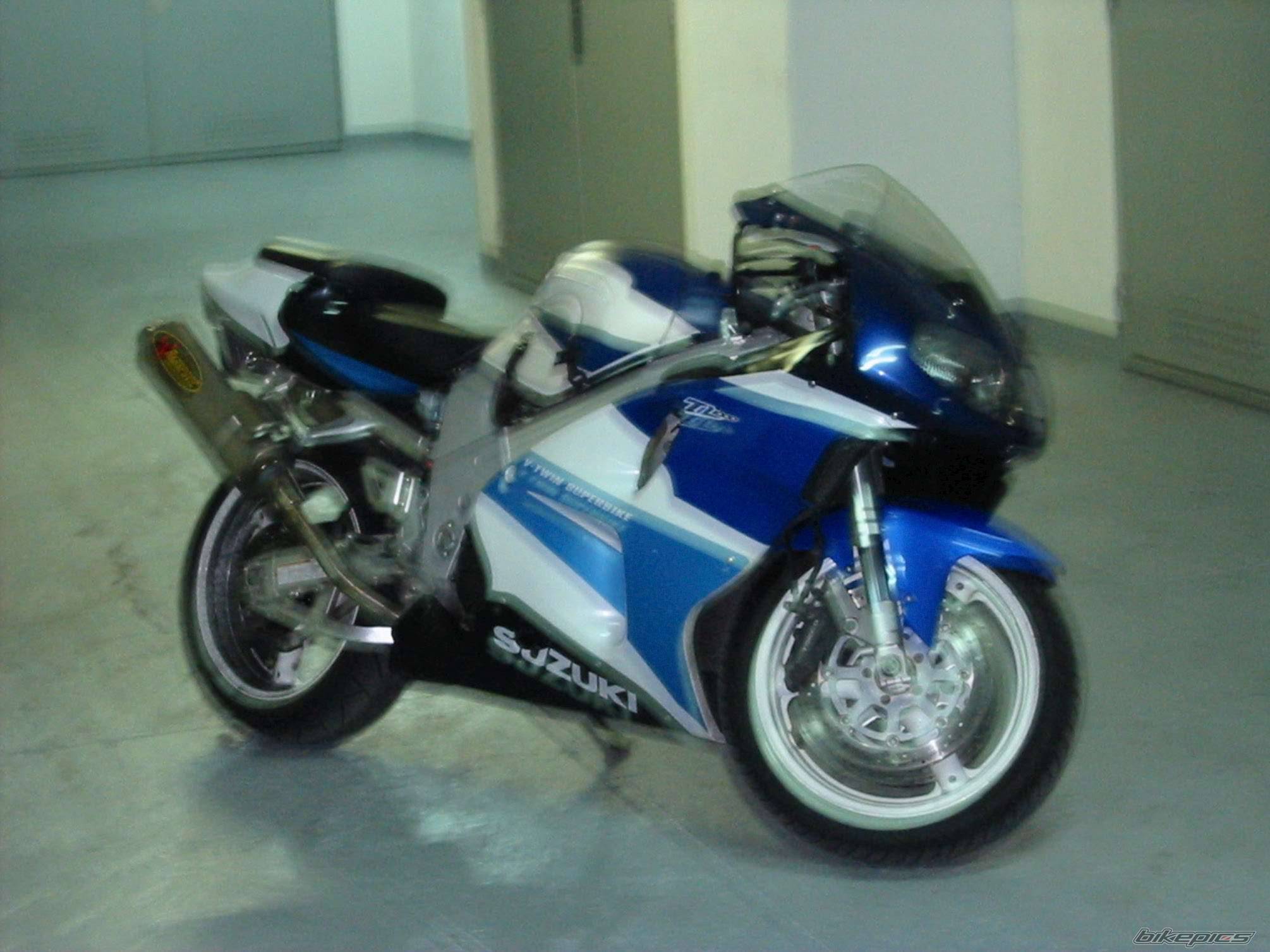1999 SUZUKI TL1000R | Picture 26991 motorcycle photo