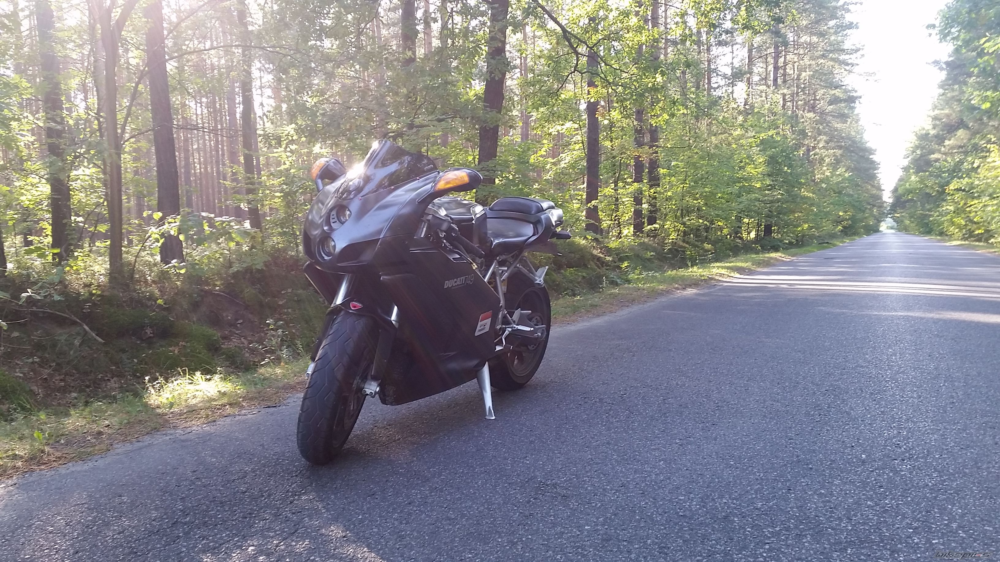 2005 DUCATI 749 | Picture 2699331 motorcycle photo