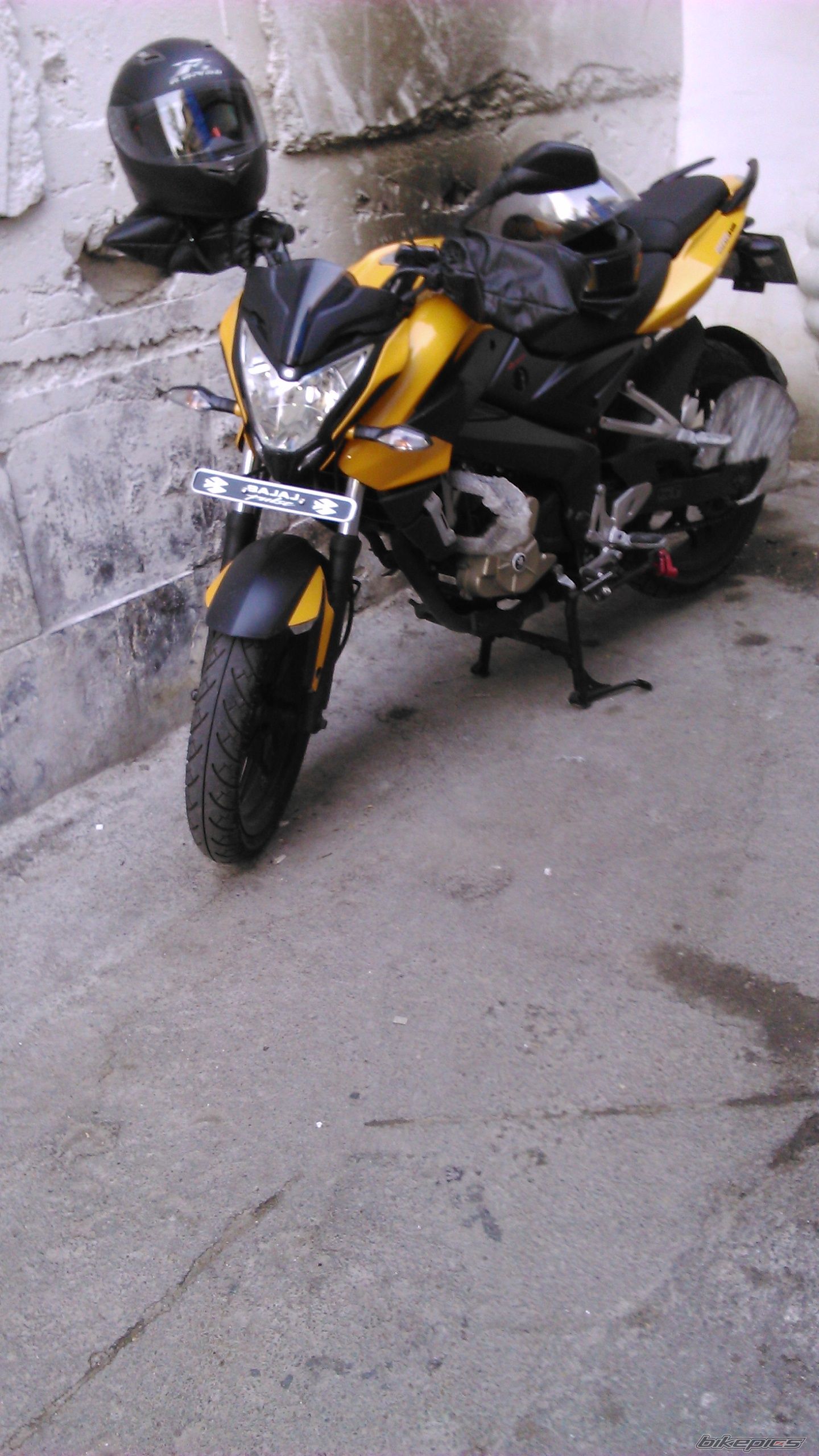 2013 BAJAJ PULSAR 200 NS | Picture 2700720 motorcycle photo