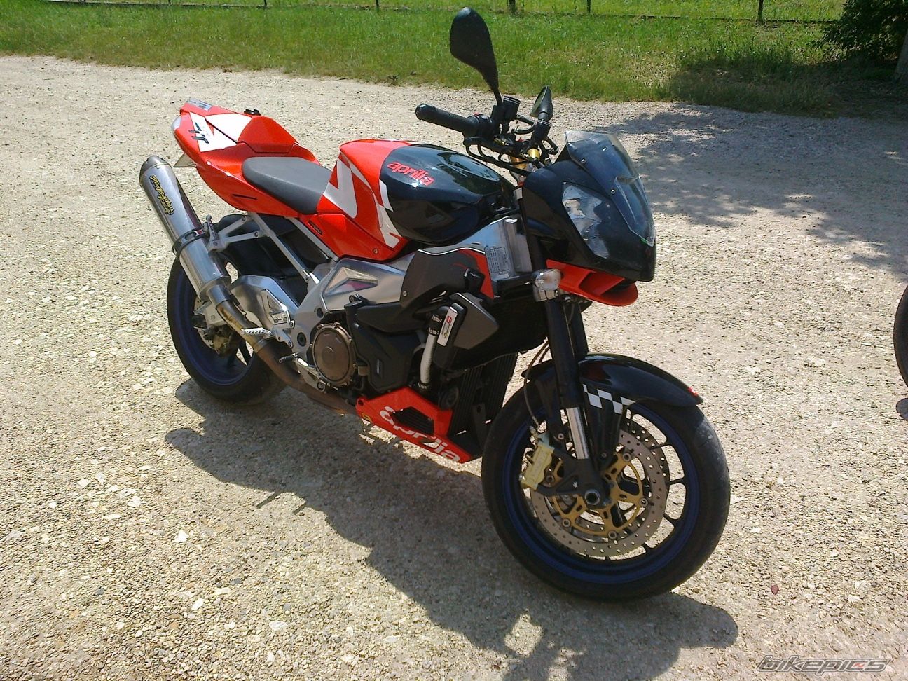 2006 APRILIA TUONO R V2 | Picture 2700733 motorcycle photo
