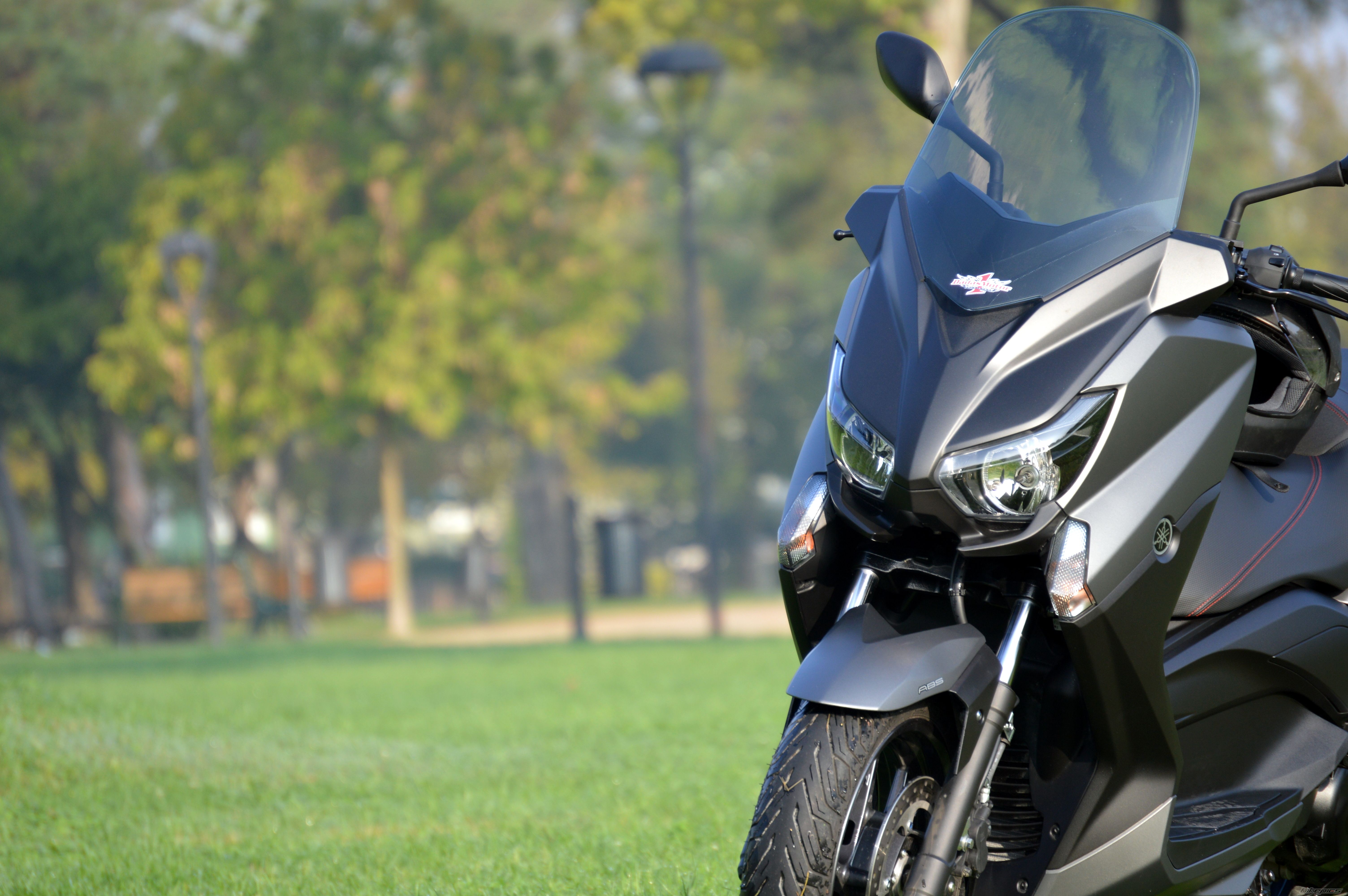 2014 YAMAHA XMAX | Picture 2701074 motorcycle photo