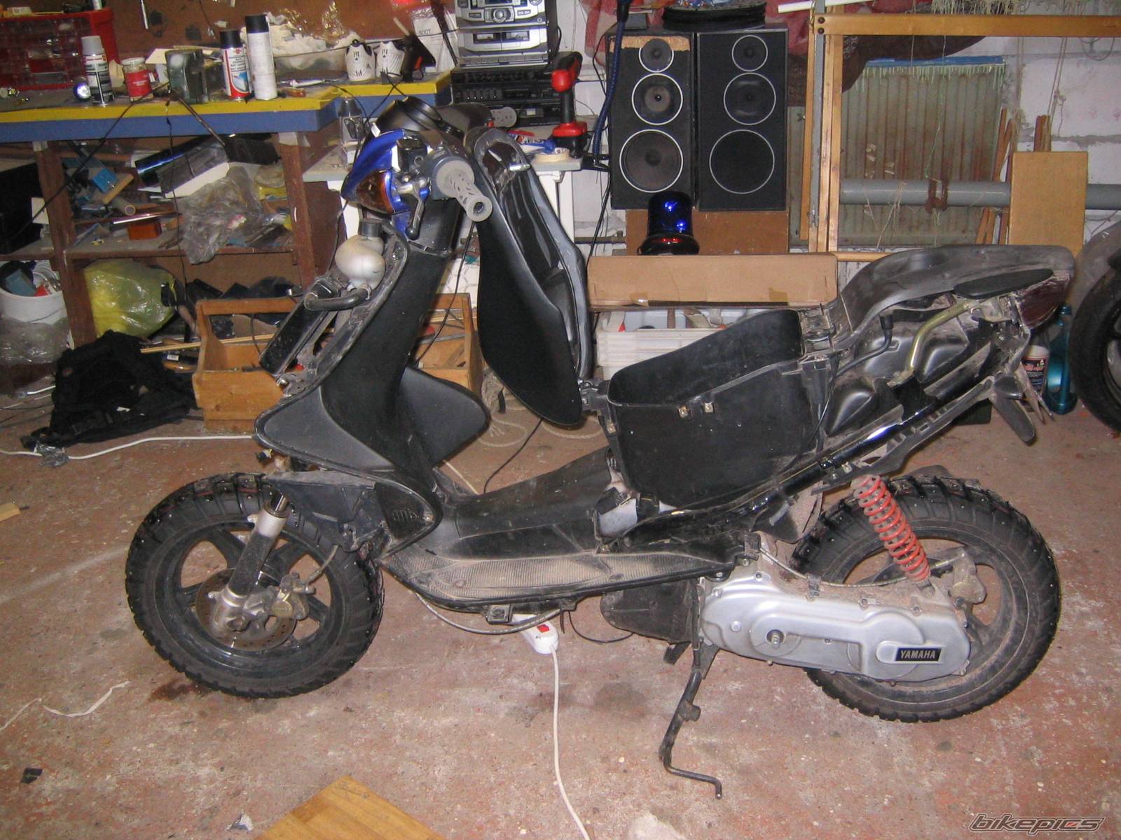 2004 YAMAHA AEROX 50 | Picture 270133 motorcycle photo