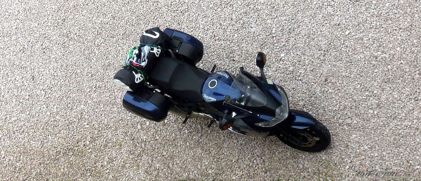 2011 TRIUMPH SPRINT GT | Picture 2702727 motorcycle photo