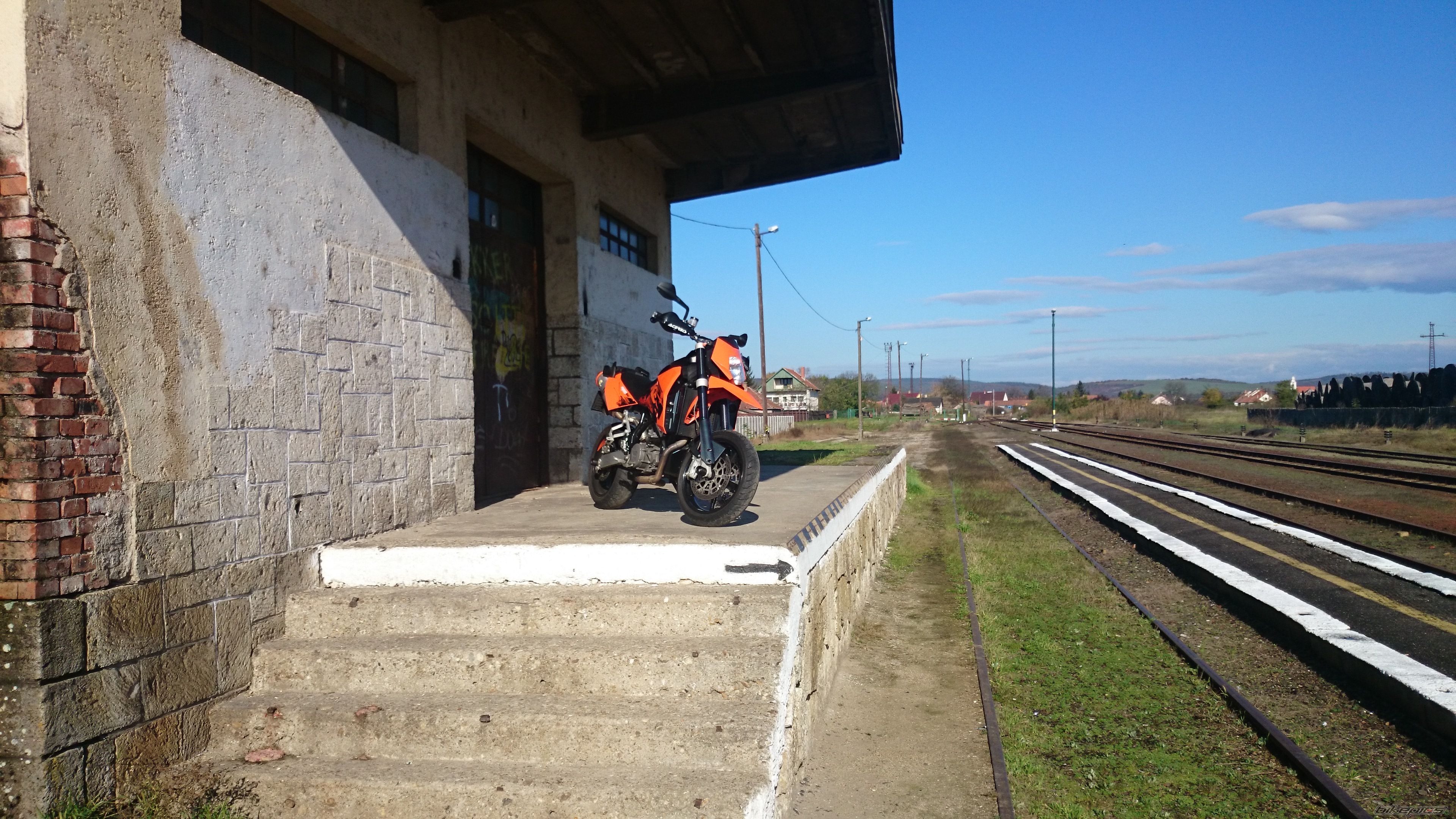 2007 KTM 950 SUPERMOTO | Picture 2703489 motorcycle photo