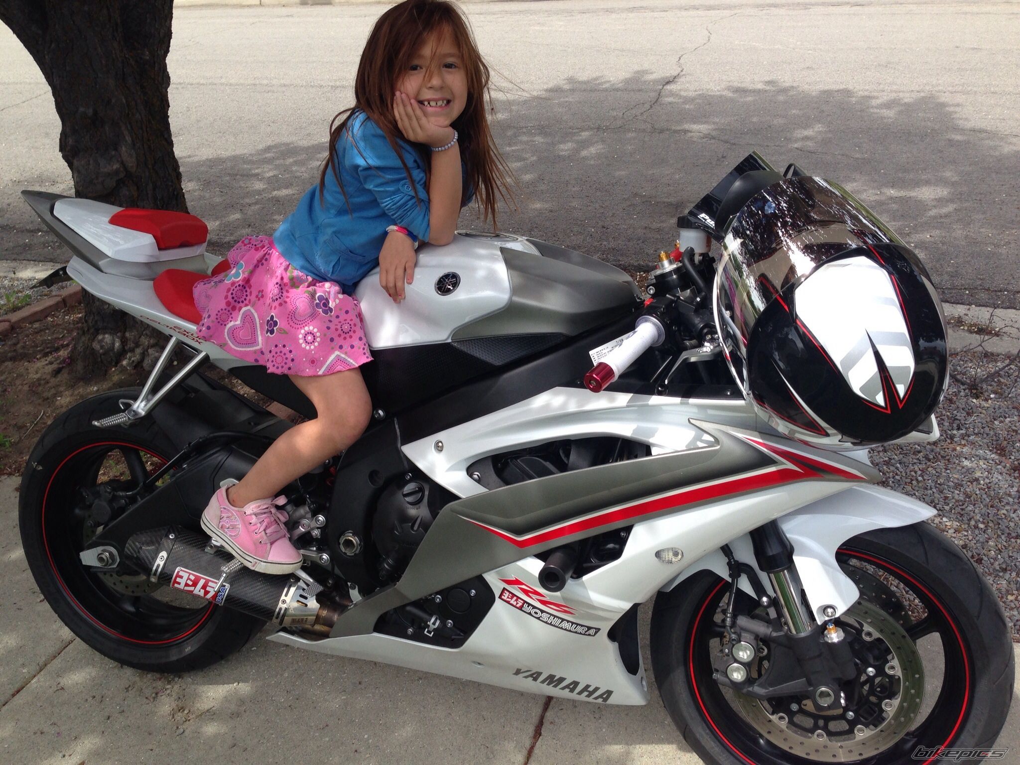 2012 YAMAHA R6 | Picture 2703980 motorcycle photo