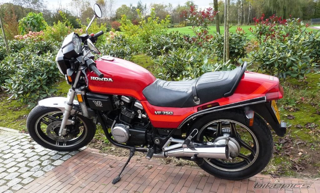 1985 HONDA VF 750 S | Picture 2704882 motorcycle photo