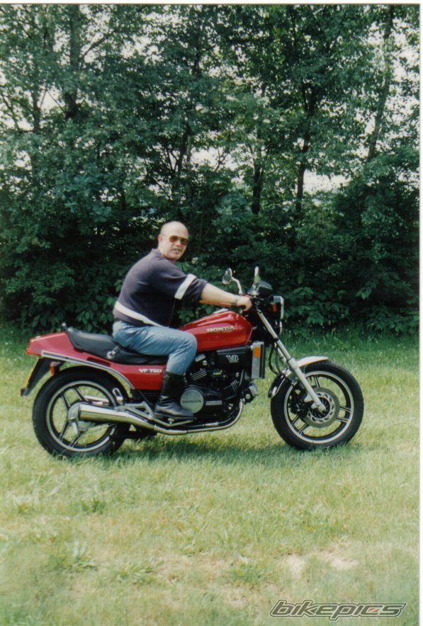 1985 HONDA VF 750 S | Picture 2704884 motorcycle photo