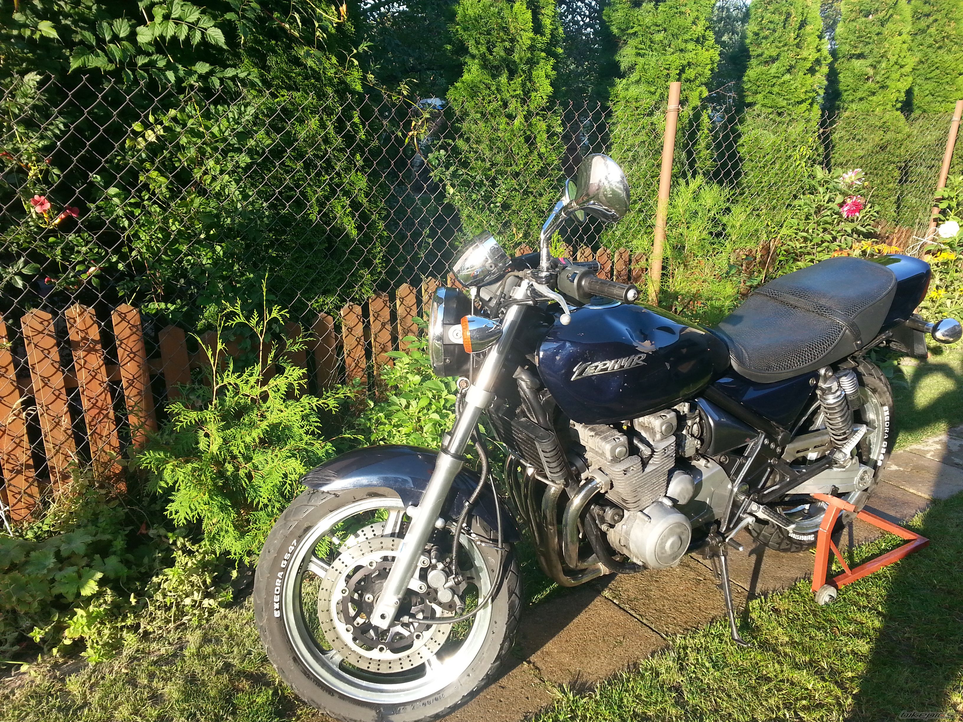 1992 KAWASAKI ZEPHYR 550 | Picture 2706027 motorcycle photo