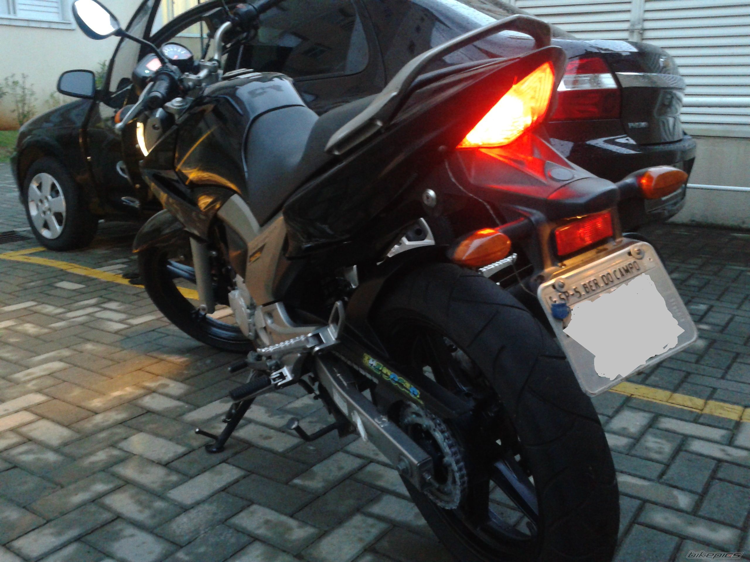 2010 YAMAHA FAZER 250 | Picture 2707120 motorcycle photo