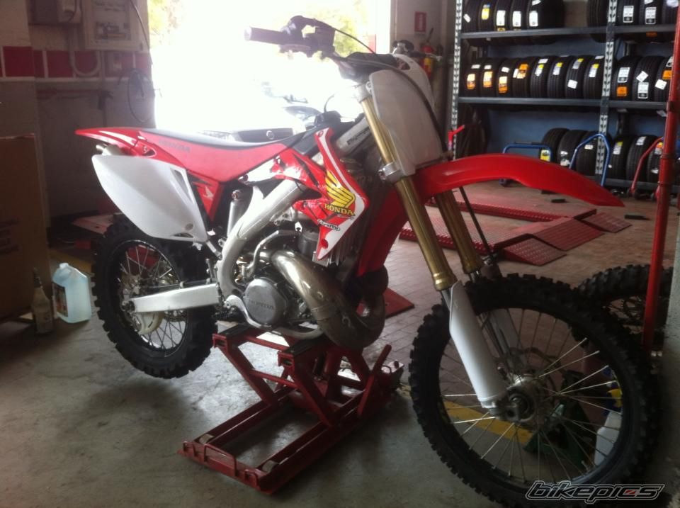 2005 HONDA CR500AF | Picture 2707230 motorcycle photo