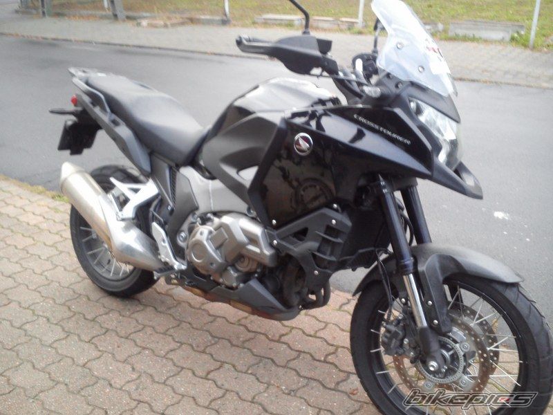 2013 HONDA VFR 1200X CROSSTOURER | Picture 2707353 motorcycle photo