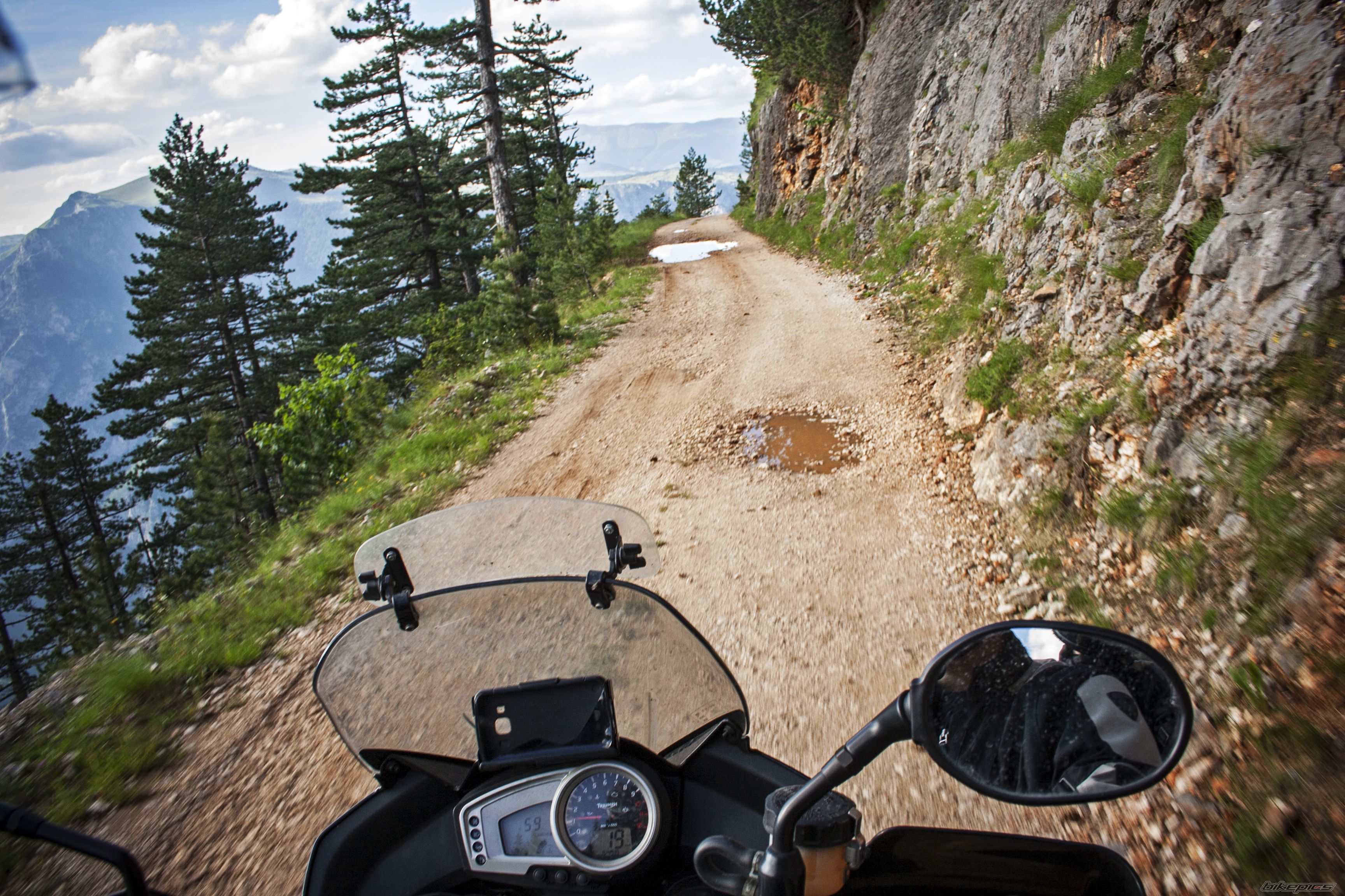 2007 TRIUMPH TIGER 1050 | Picture 2707686 motorcycle photo
