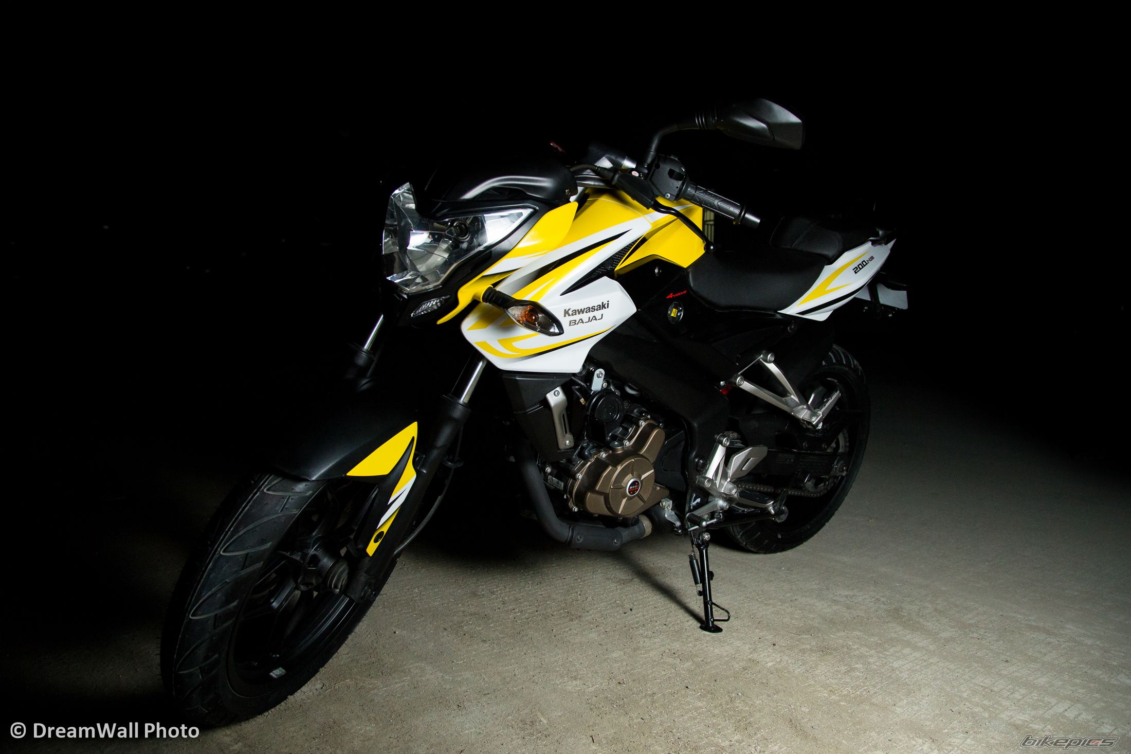 2014 BAJAJ PULSAR 200 NS | Picture 2710518 motorcycle photo