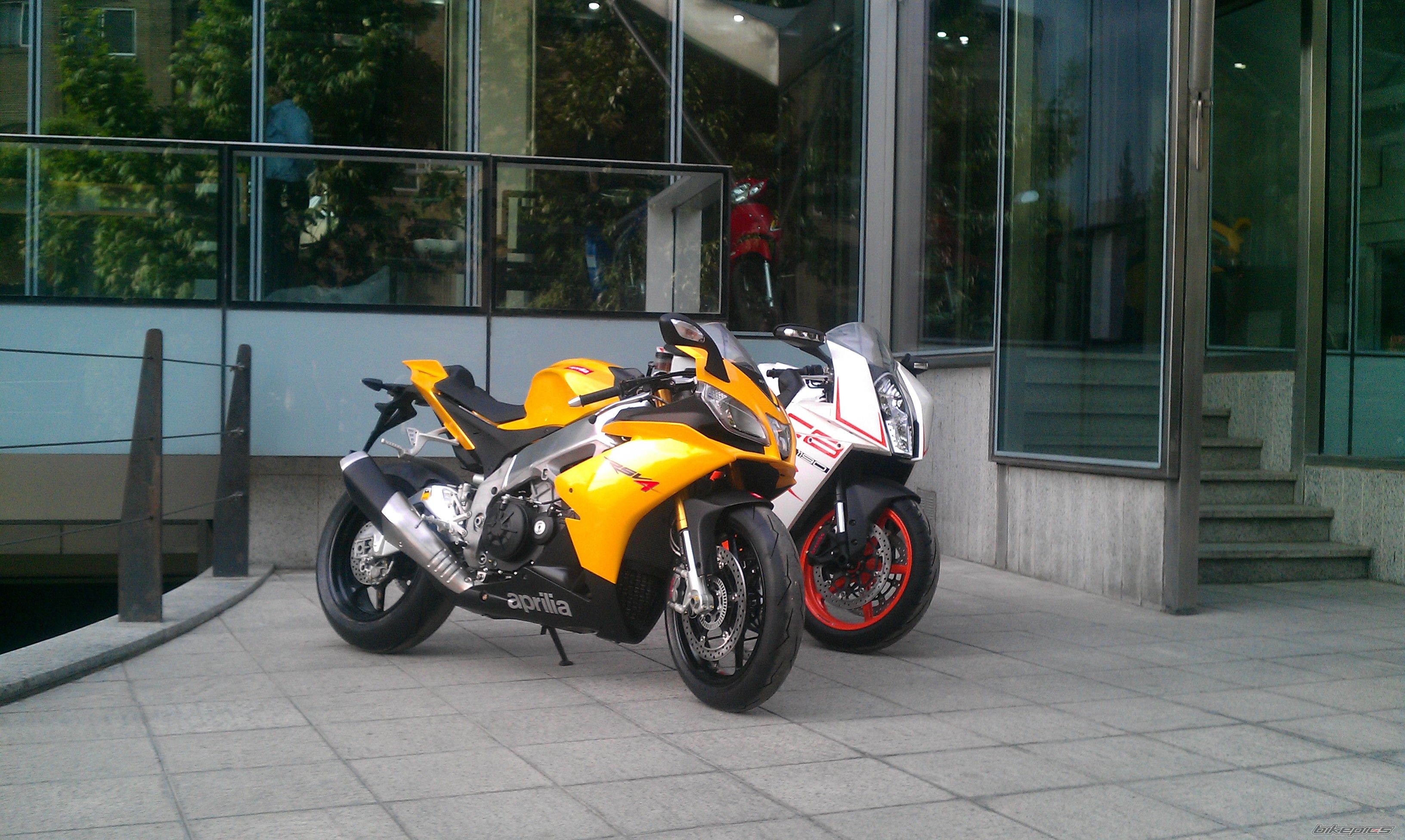 2014 APRILIA RSV4 | Picture 2710731 motorcycle photo