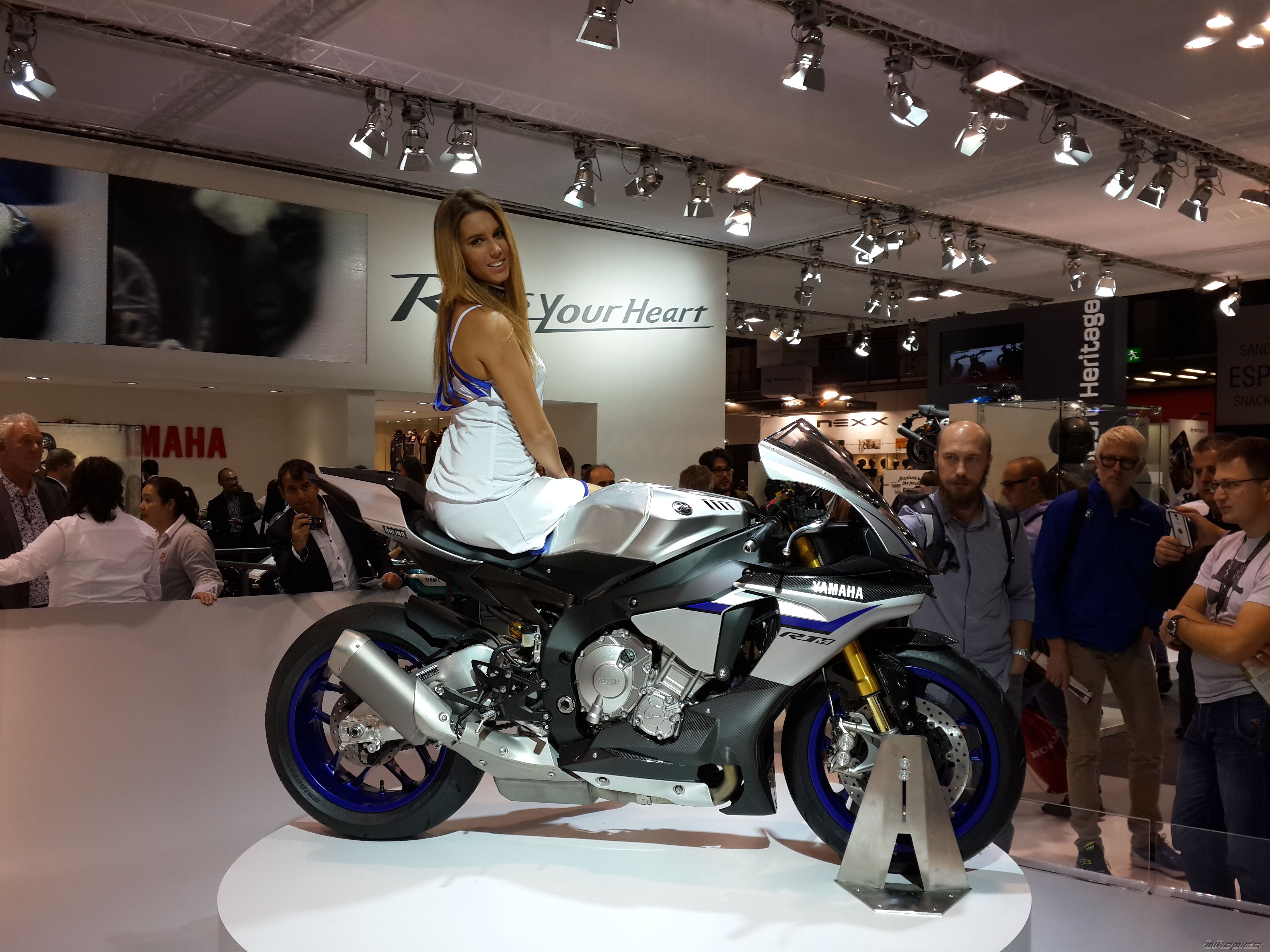 2015 YAMAHA YZF R1 | Picture 2710932 motorcycle photo
