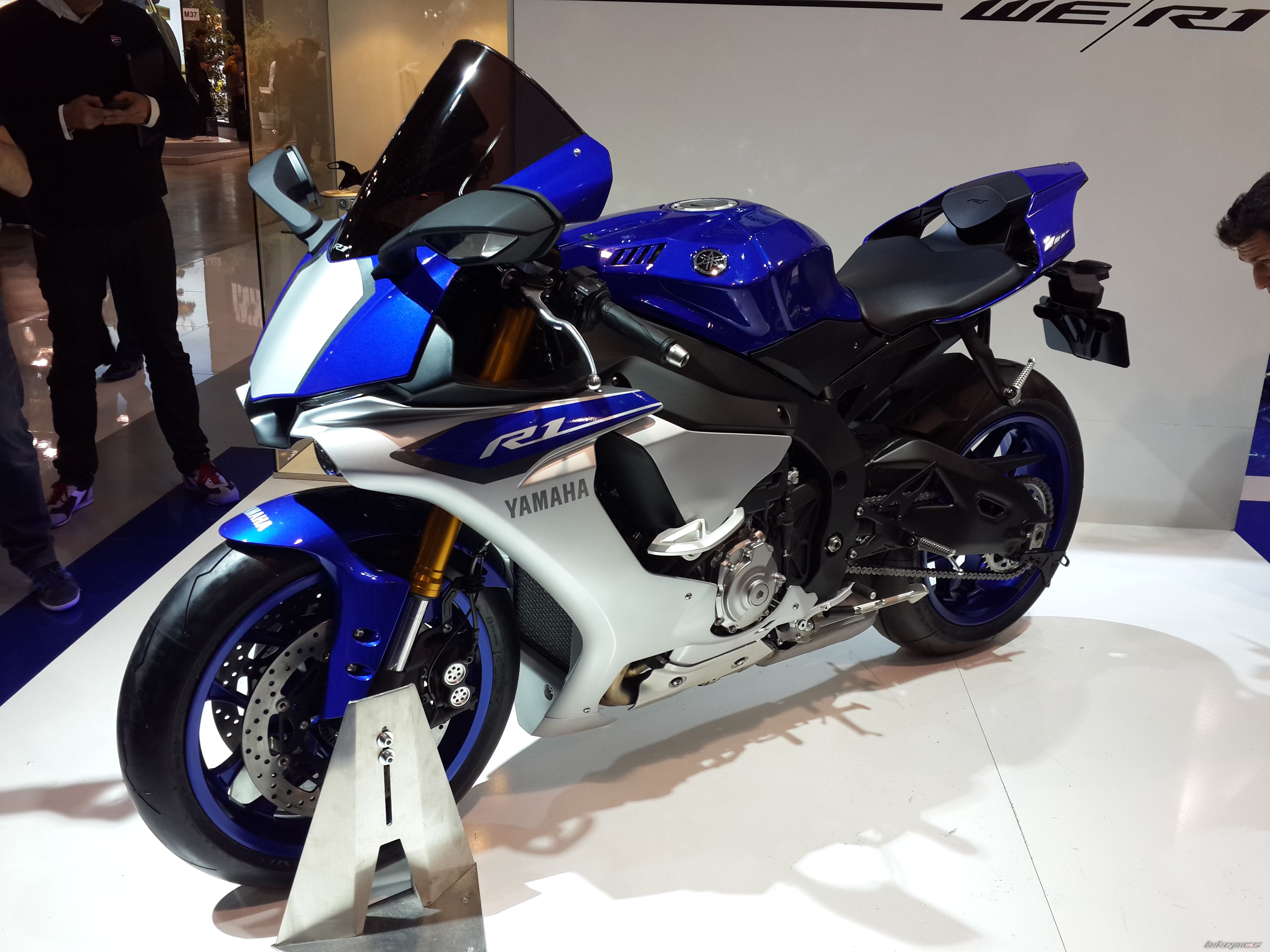 2015 YAMAHA YZF R1 | Picture 2710944 motorcycle photo