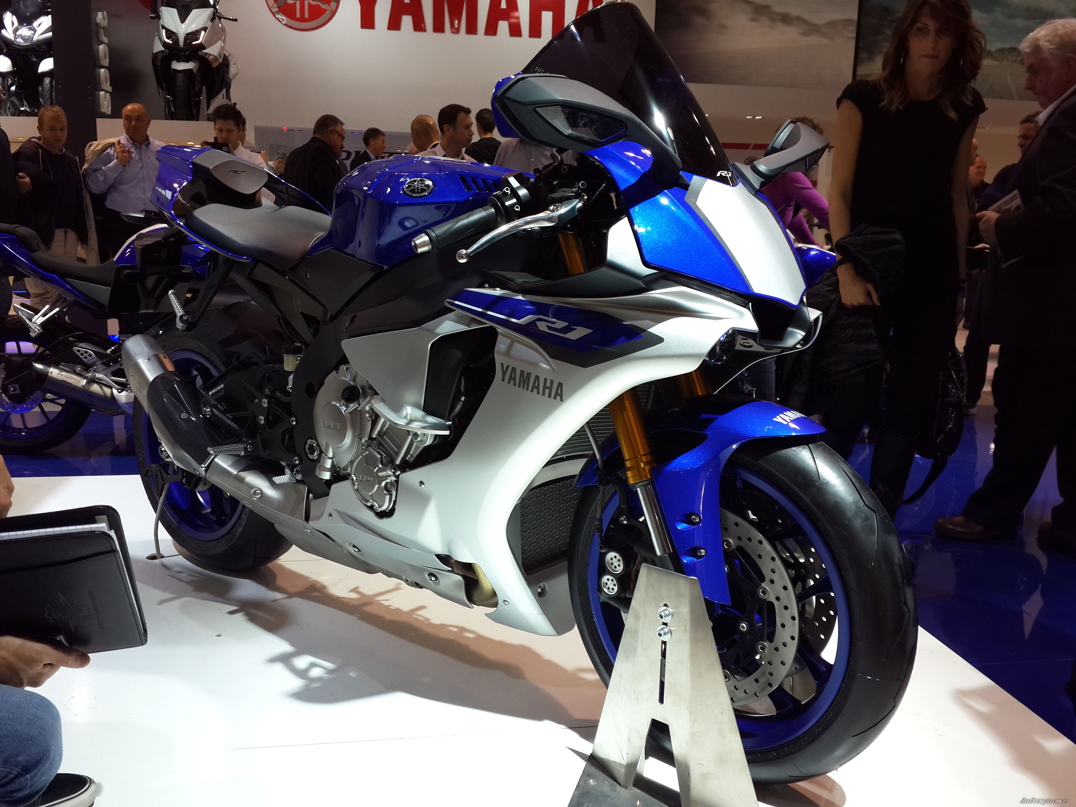 2015 YAMAHA YZF R1 | Picture 2710949 motorcycle photo