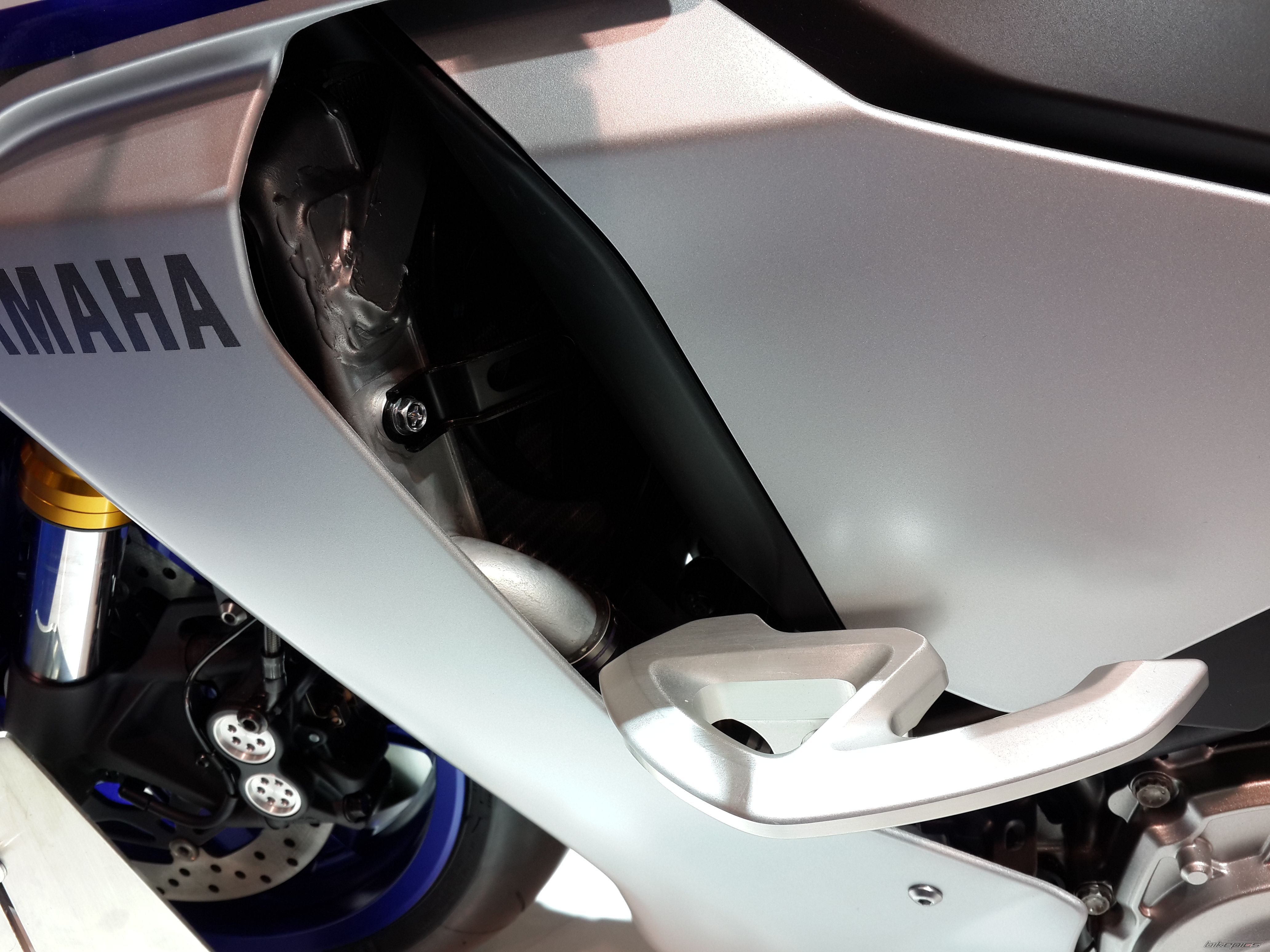 2015 YAMAHA YZF R1 | Picture 2710975 motorcycle photo