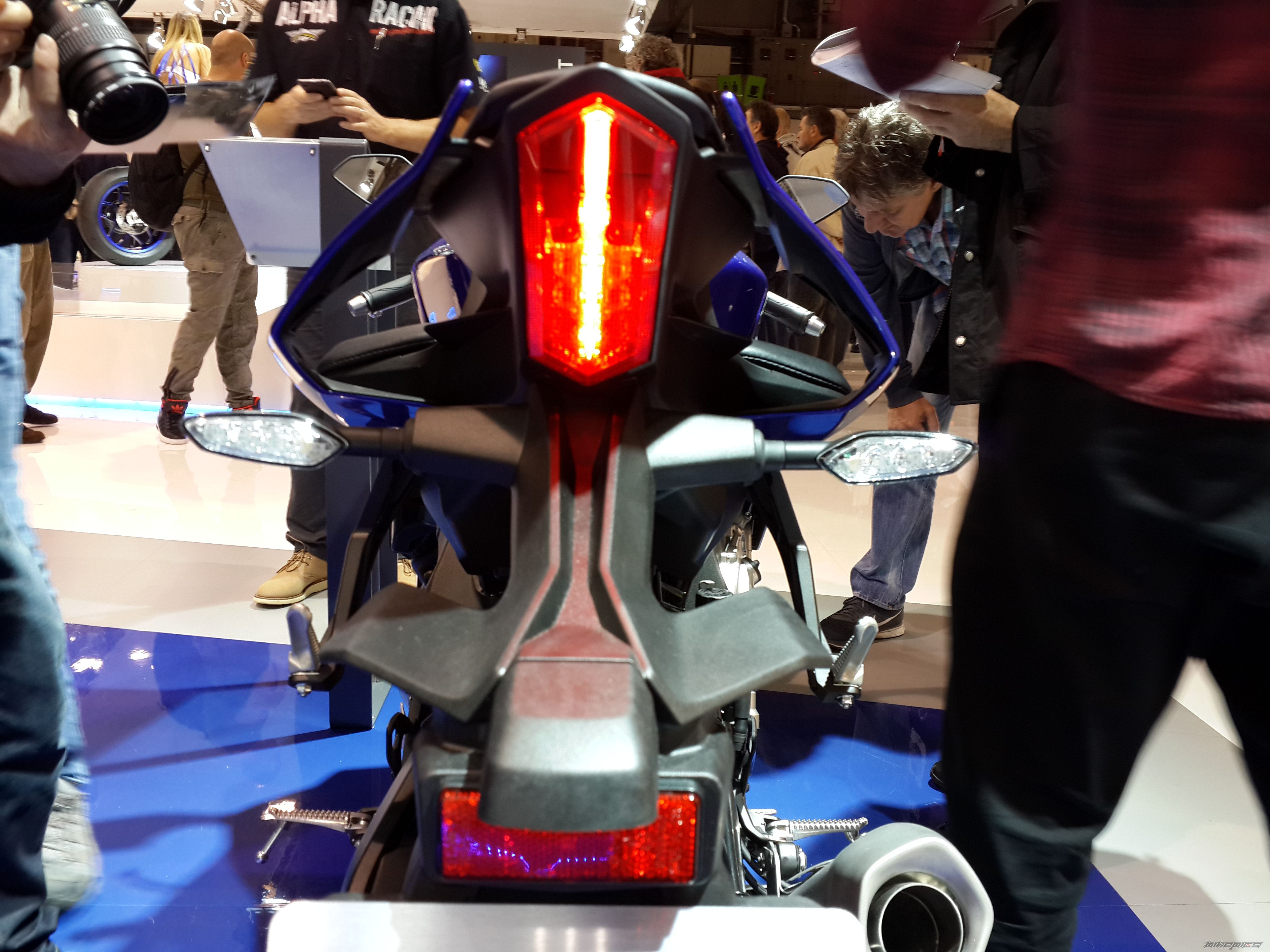 2015 YAMAHA YZF R1 | Picture 2710983 motorcycle photo