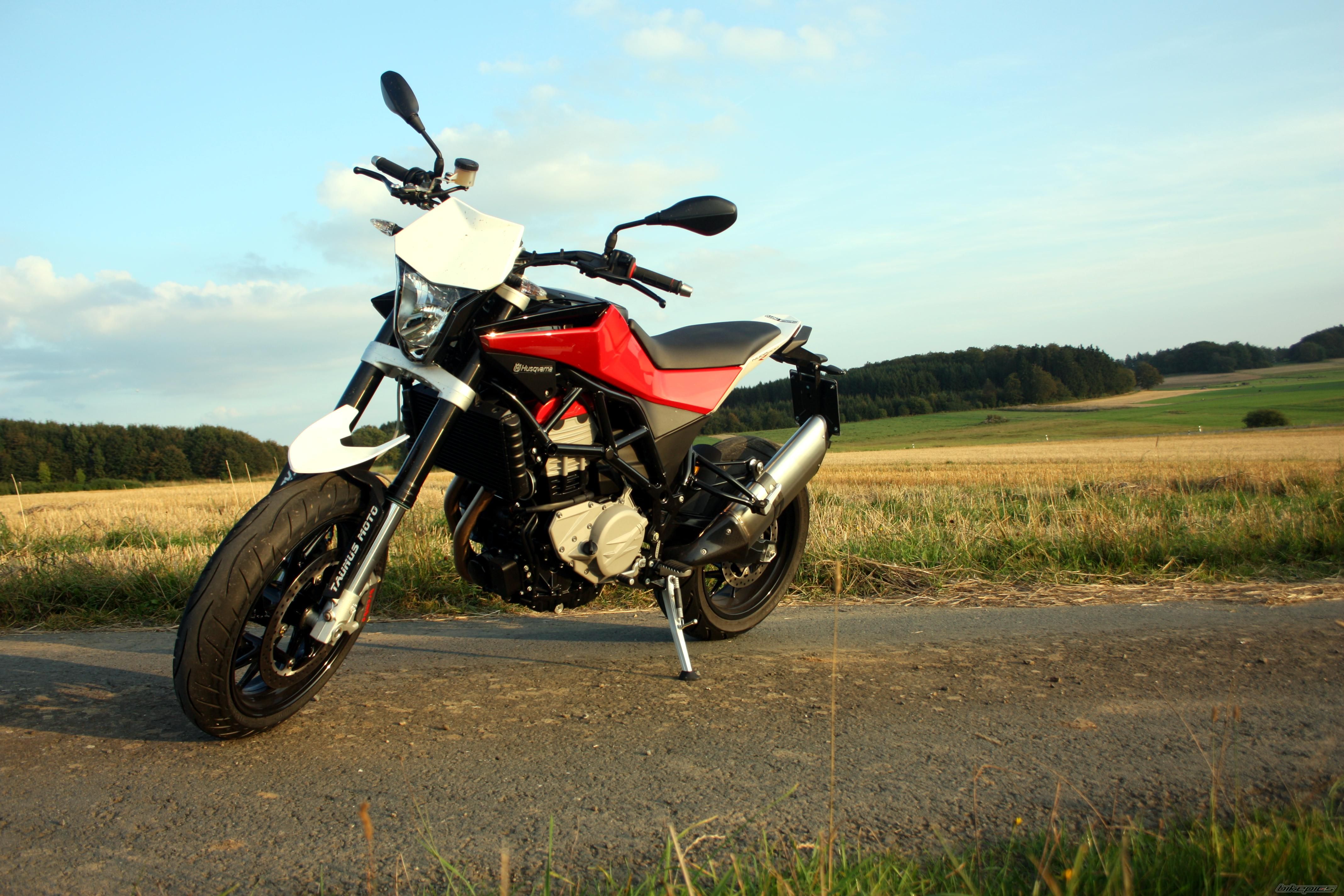 2012 HUSQVARNA NUDA | Picture 2711277 motorcycle photo