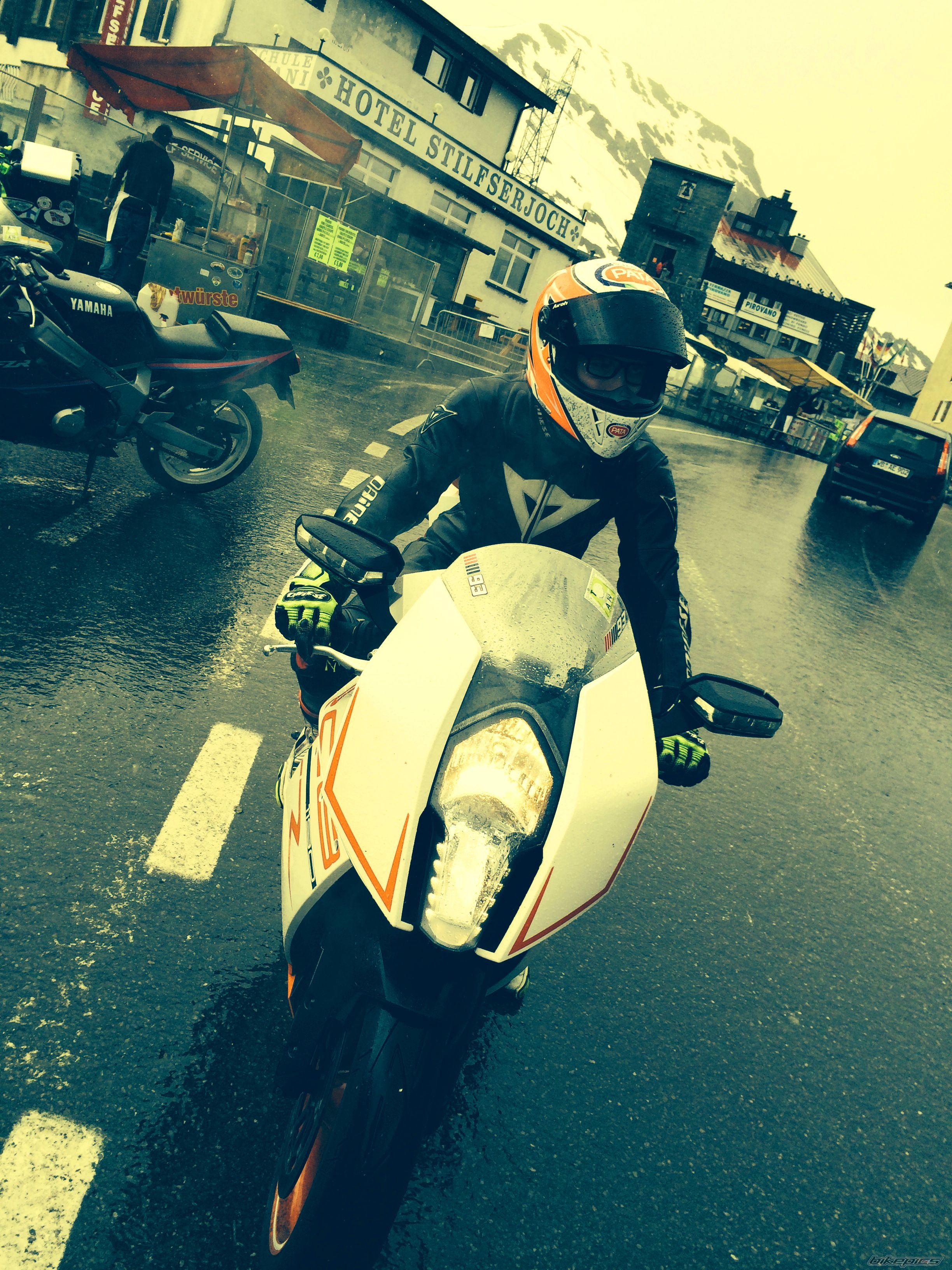 2011 KTM RC8 R | Picture 2711339 motorcycle photo