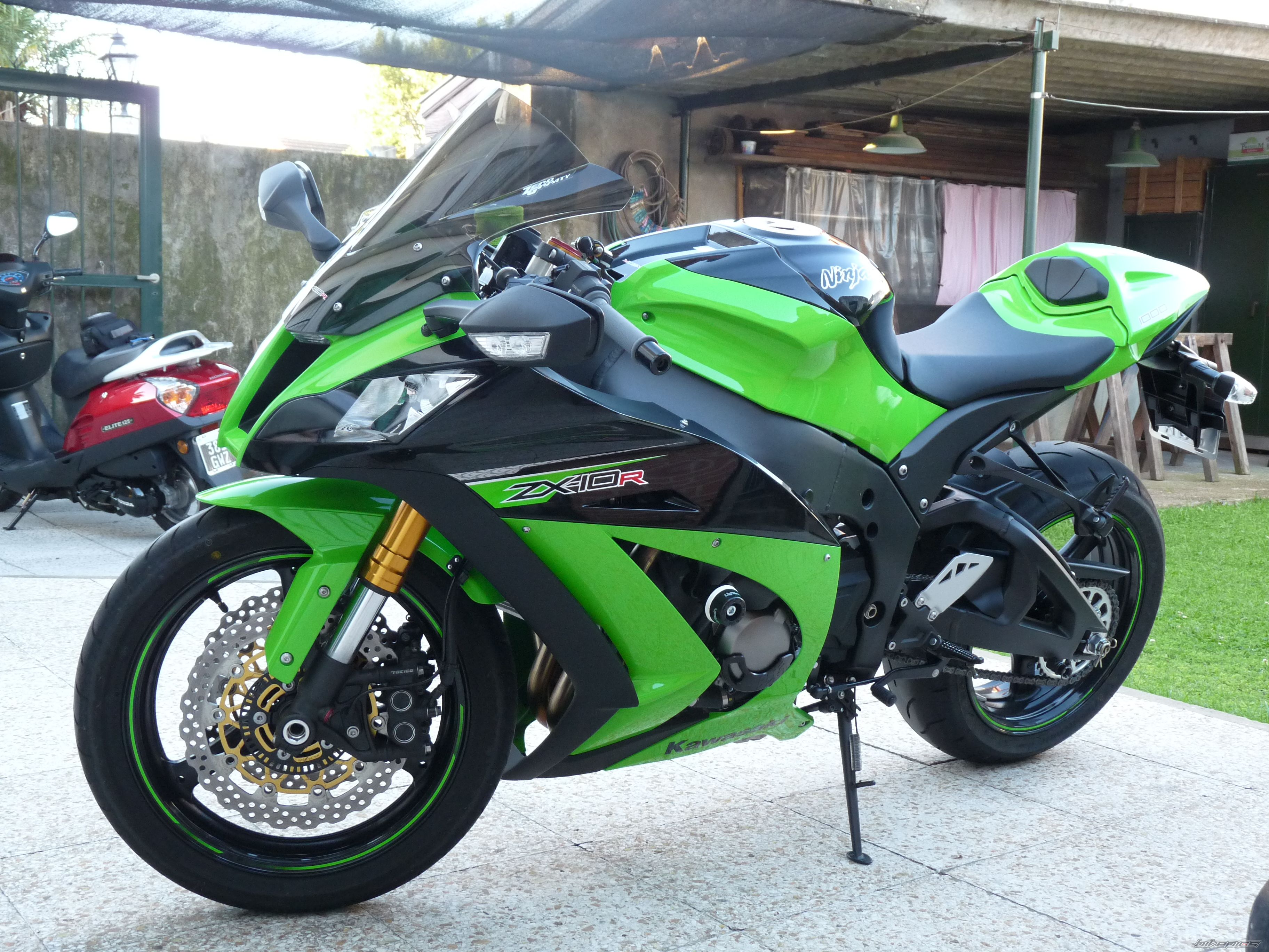 2013 KAWASAKI ZX 10R | Picture 2712023 motorcycle photo