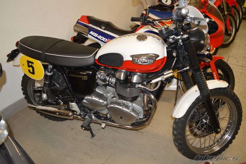 2006 TRIUMPH SCRAMBLER | Picture 2713952 motorcycle photo