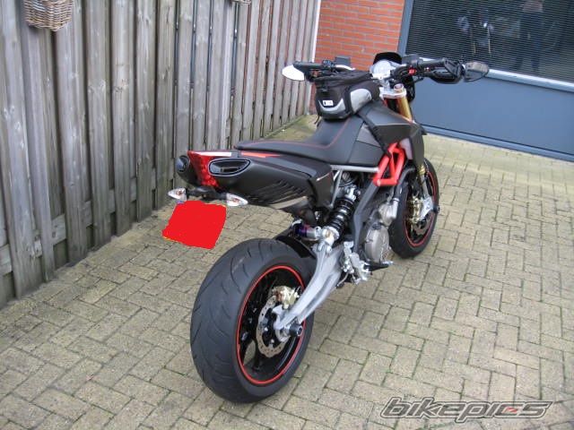 2011 APRILIA SMV 750 DORSODURO | Picture 2715359 motorcycle photo