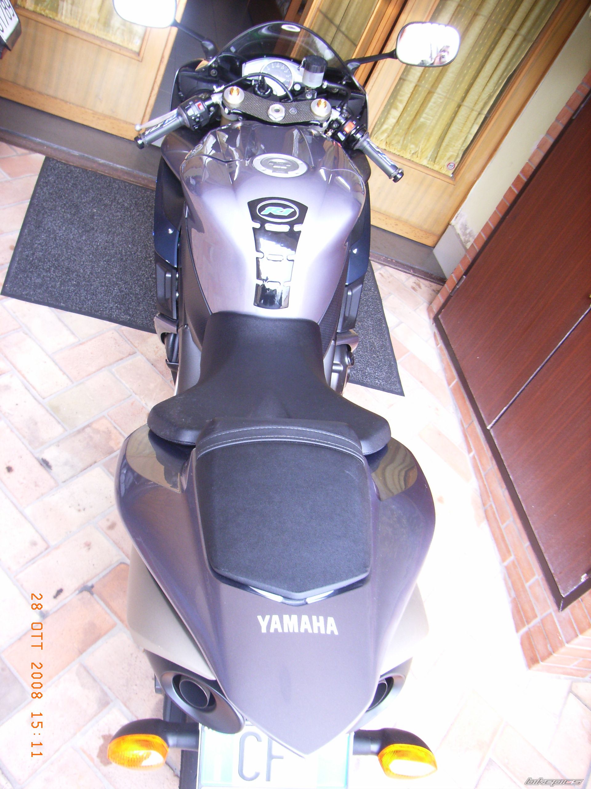 2006 YAMAHA YZF R1 | Picture 2715947 motorcycle photo