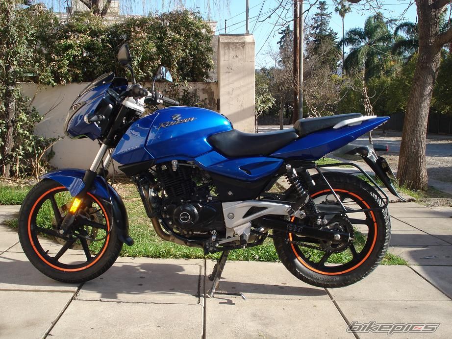 2012 BAJAJ PULSAR 220F | Picture 2715986 motorcycle photo