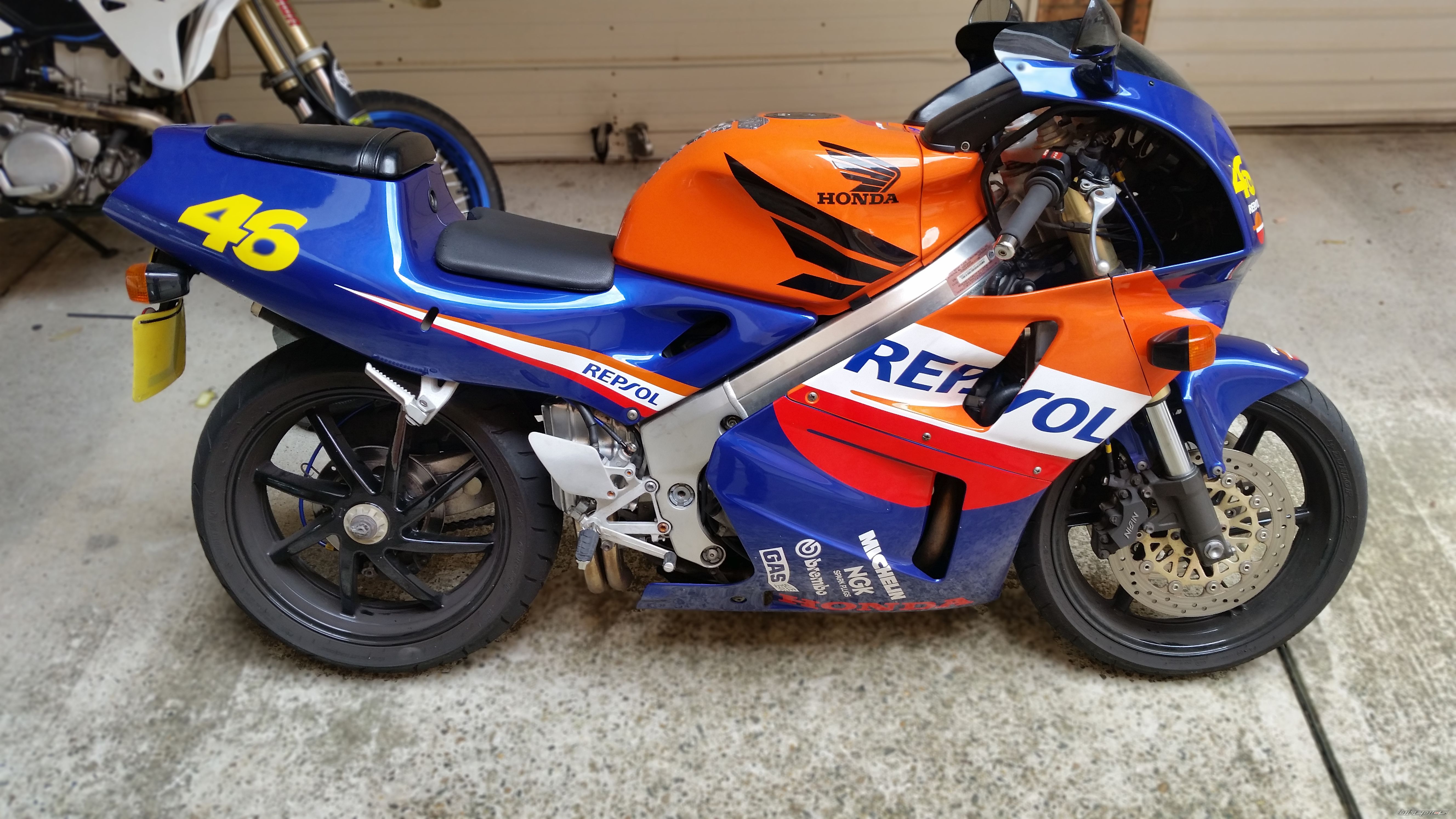 1996 HONDA RVF 400 | Picture 2717050 motorcycle photo