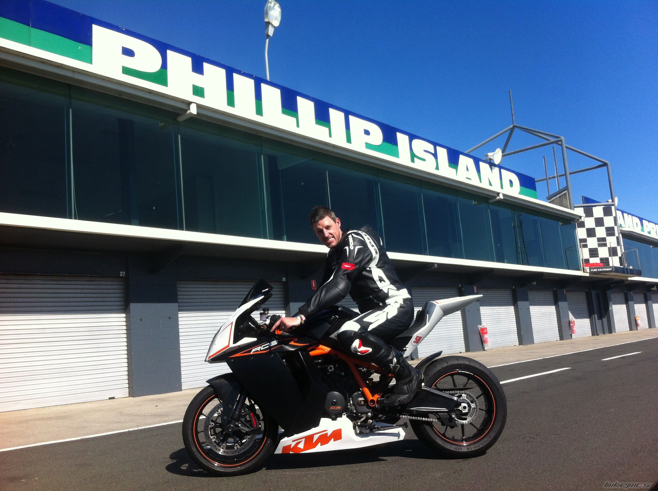 2009 KTM RC8 R | Picture 2717552 motorcycle photo