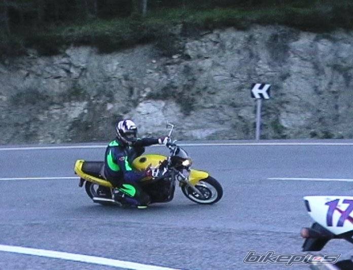 1990 SUZUKI GS 500 | Picture 2719 motorcycle photo