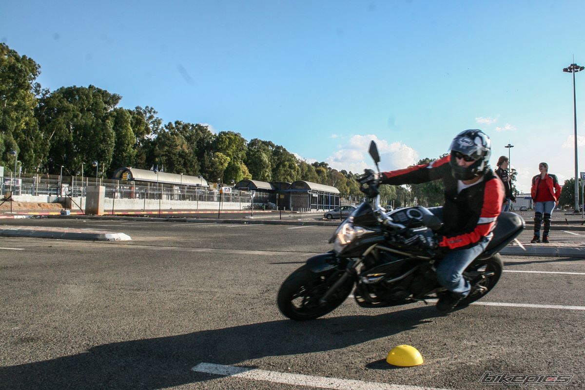 2010 KAWASAKI ER 6N | Picture 2719214 motorcycle photo