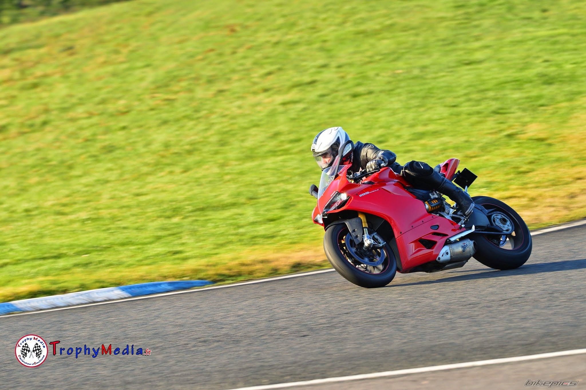 2012 DUCATI 1199S PANIGALE | Picture 2719325 motorcycle photo