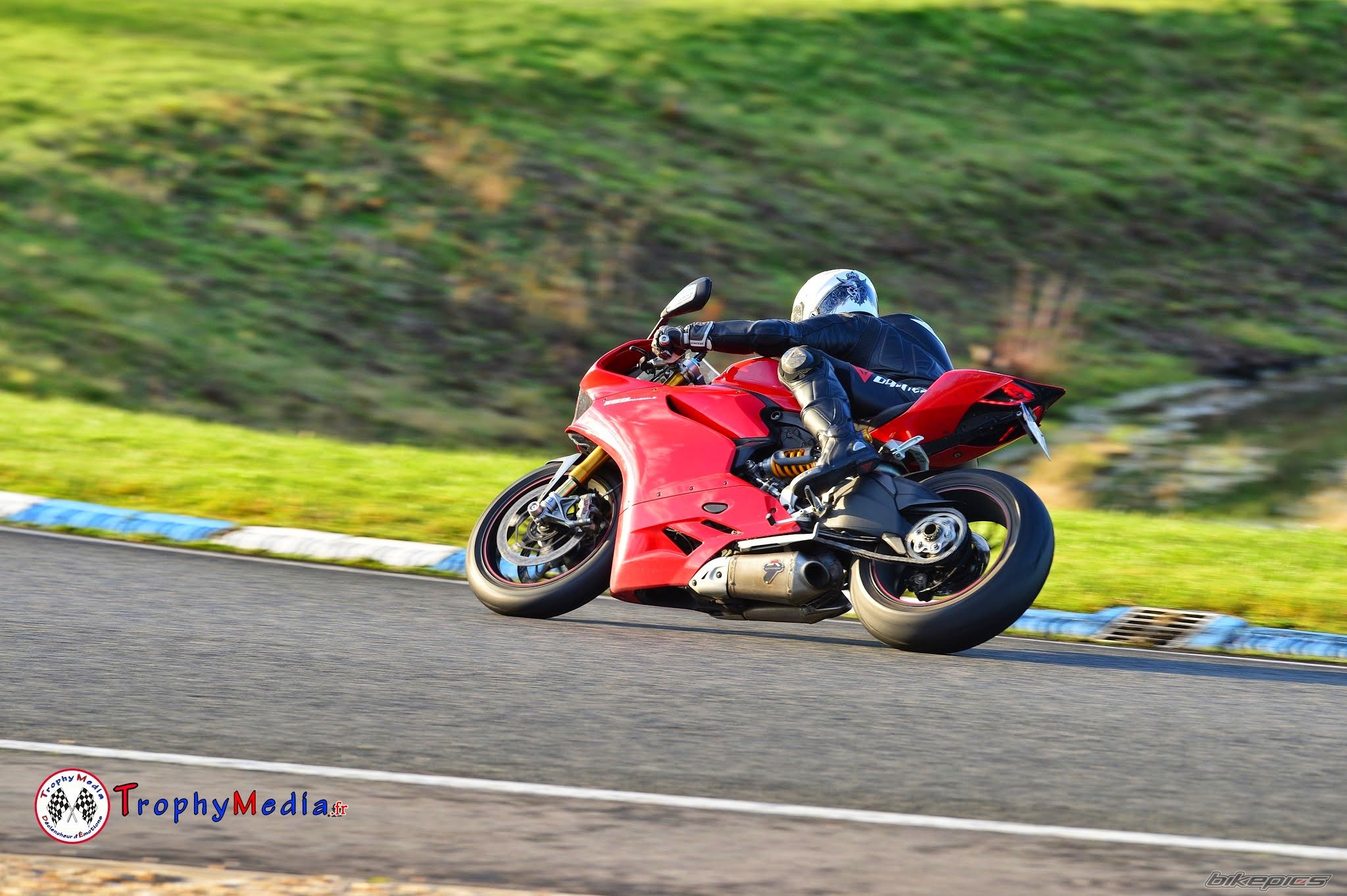 2012 DUCATI 1199S PANIGALE | Picture 2719327 motorcycle photo