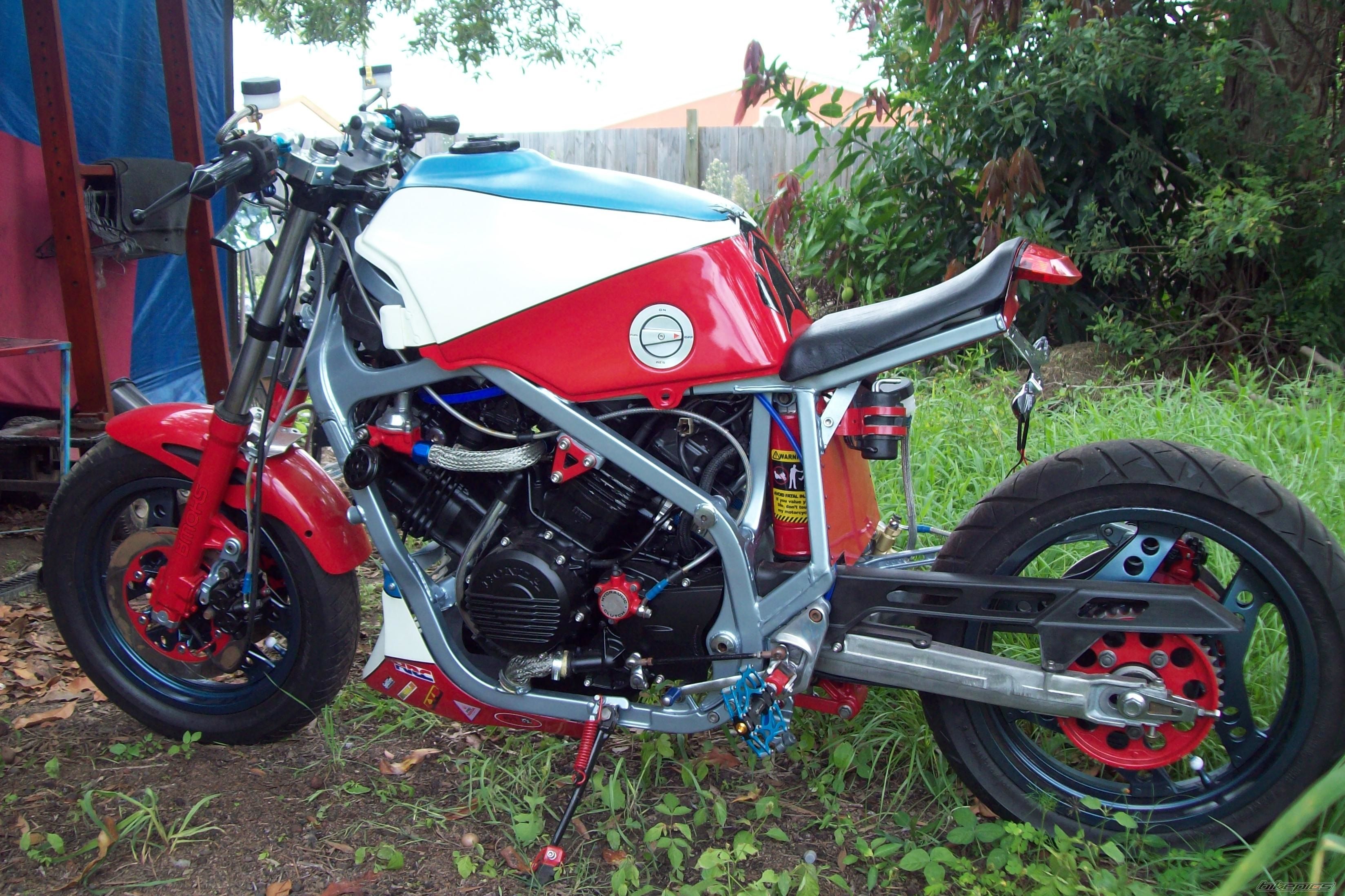 1984 HONDA VF1000F2 | Picture 2721051 motorcycle photo