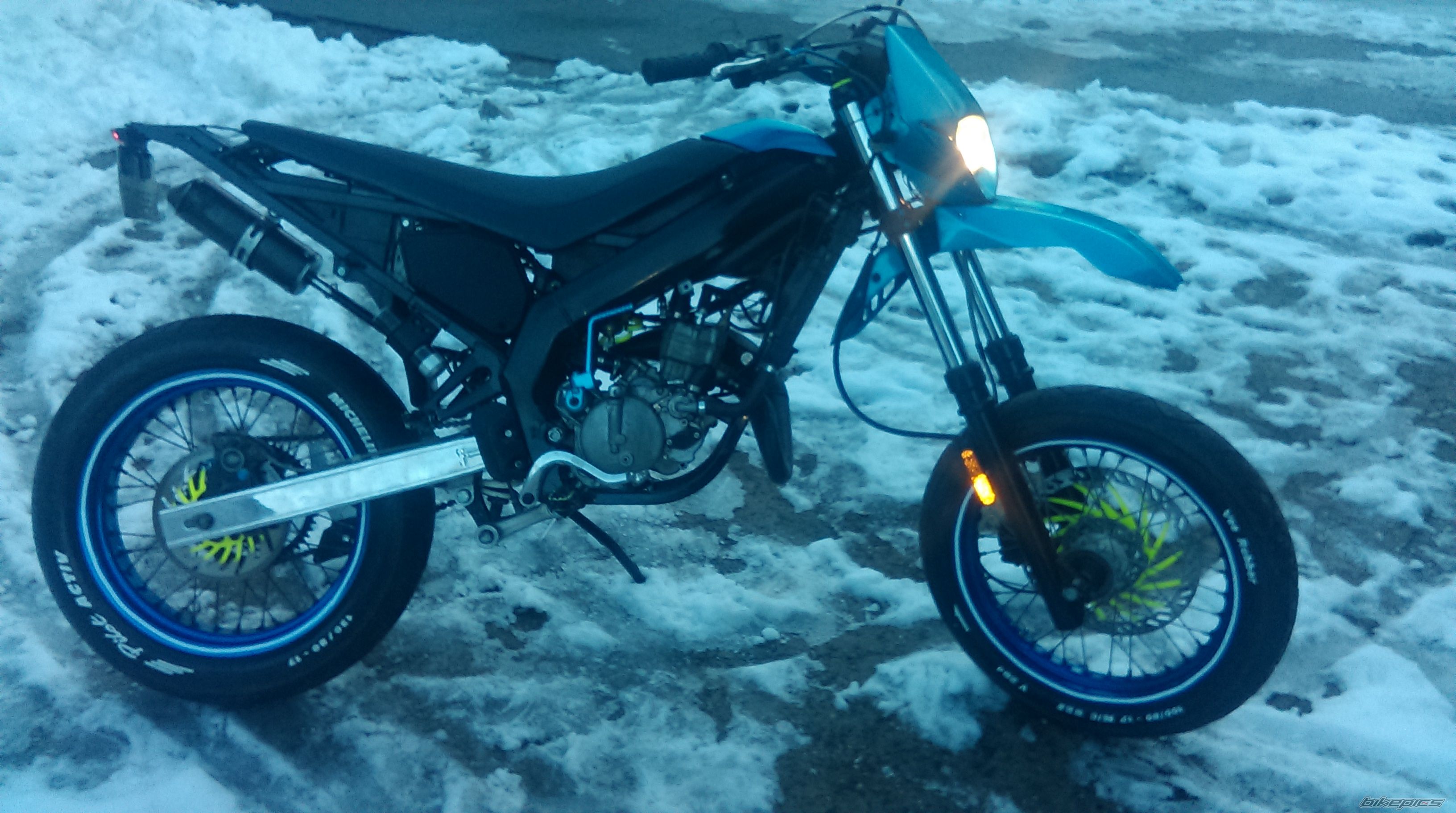 2004 DERBI SENDA DRD SM 50 | Picture 2721360 motorcycle photo