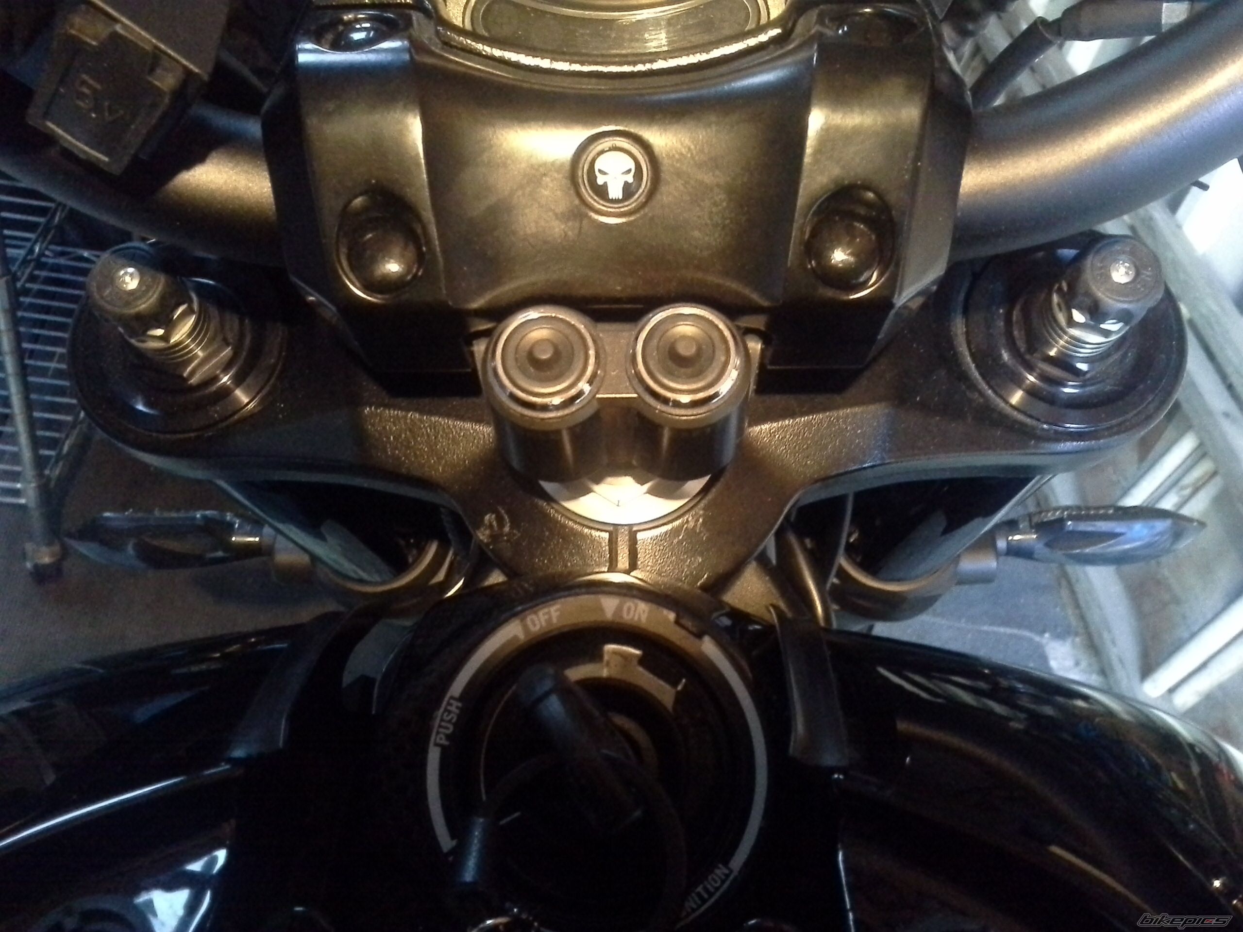 2009 YAMAHA VMAX 1700 | Picture 2722631 motorcycle photo