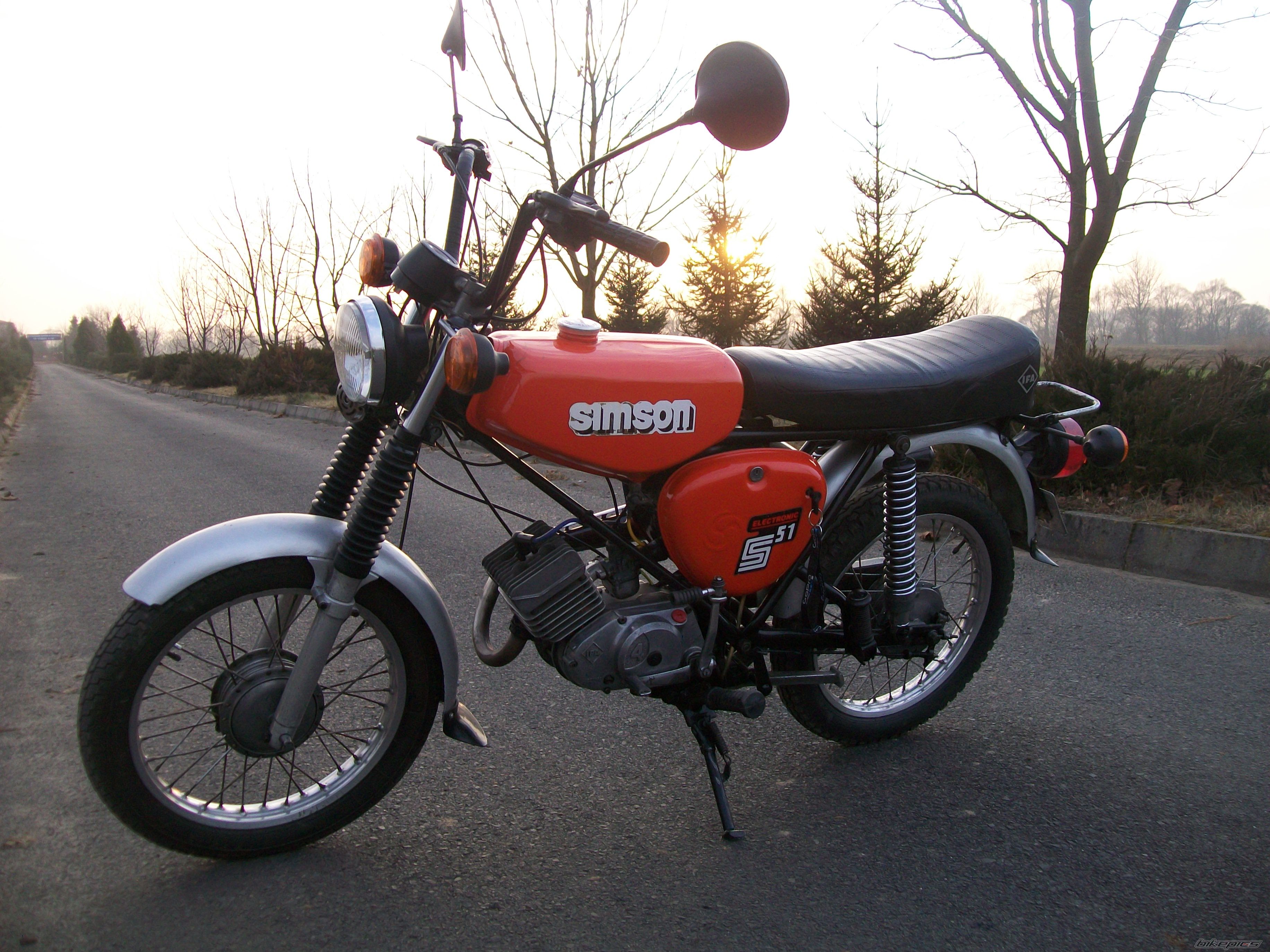 1990 SIMSON S51 ENDURO | Picture 2725225 motorcycle photo