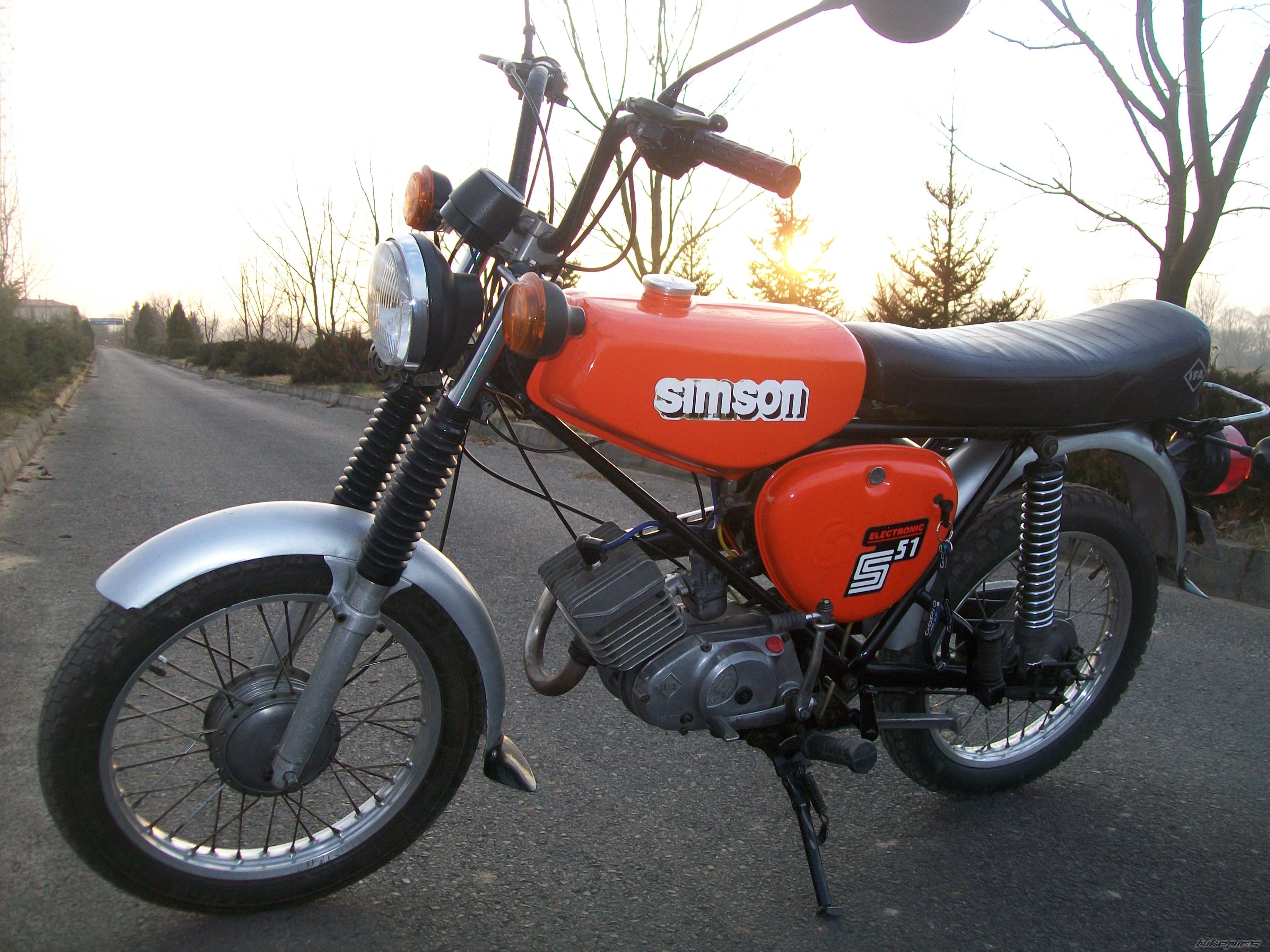 1990 SIMSON S51 ENDURO | Picture 2725244 motorcycle photo