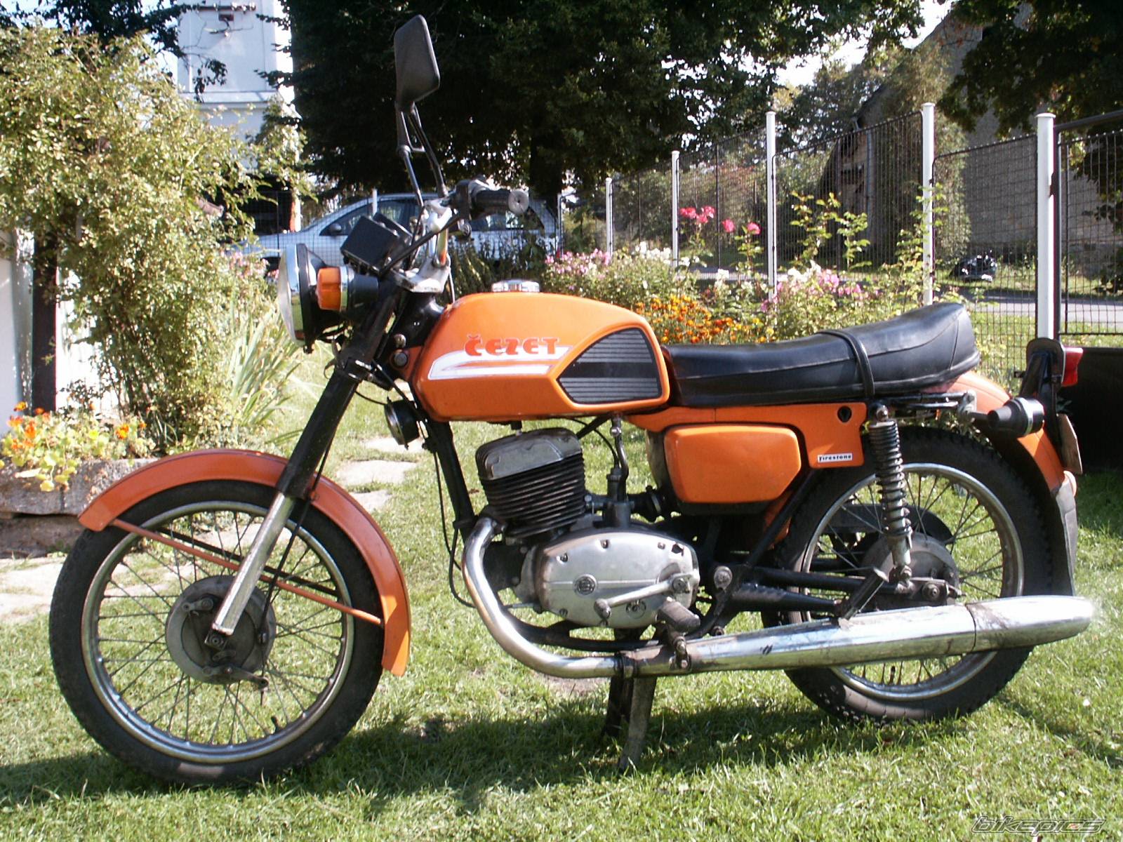 1986 CZ 175 | Picture 272576 motorcycle photo